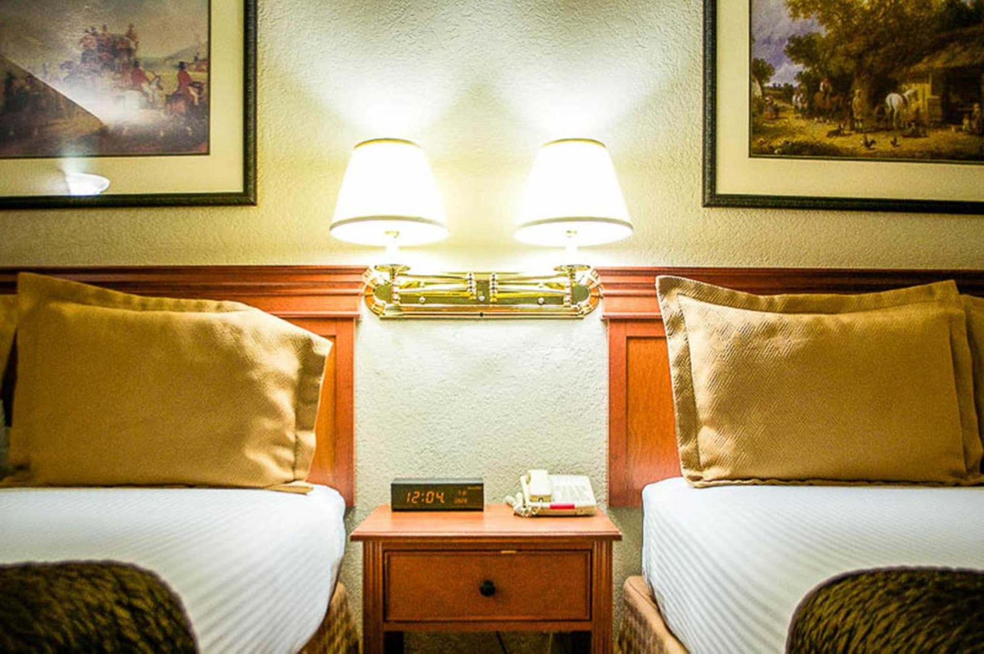 Stratford Inn gallery photo in Ashland, OR — image 15