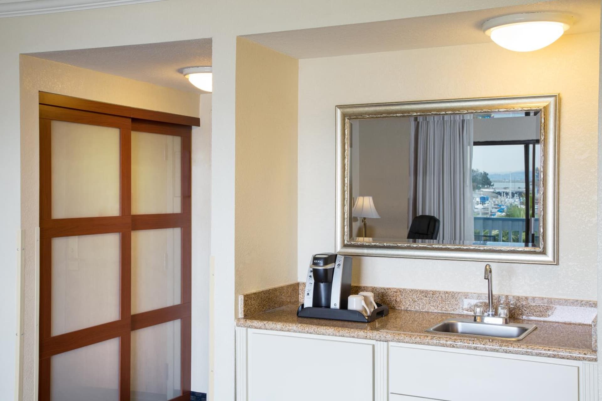 The Marina Inn on San Francisco Bay gallery photo in San Leandro, CA — image 23