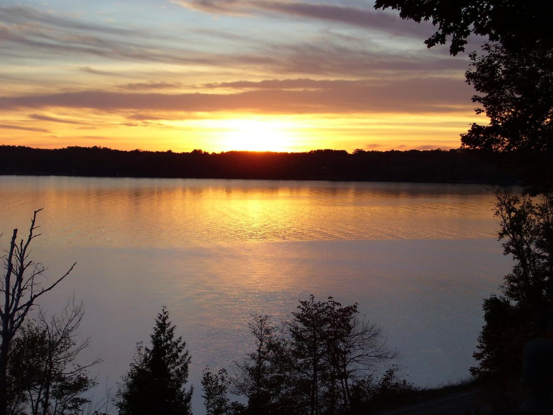 The Torch Lake Bed and Breakfast interior in Central Lake, MI — gallery photo 2