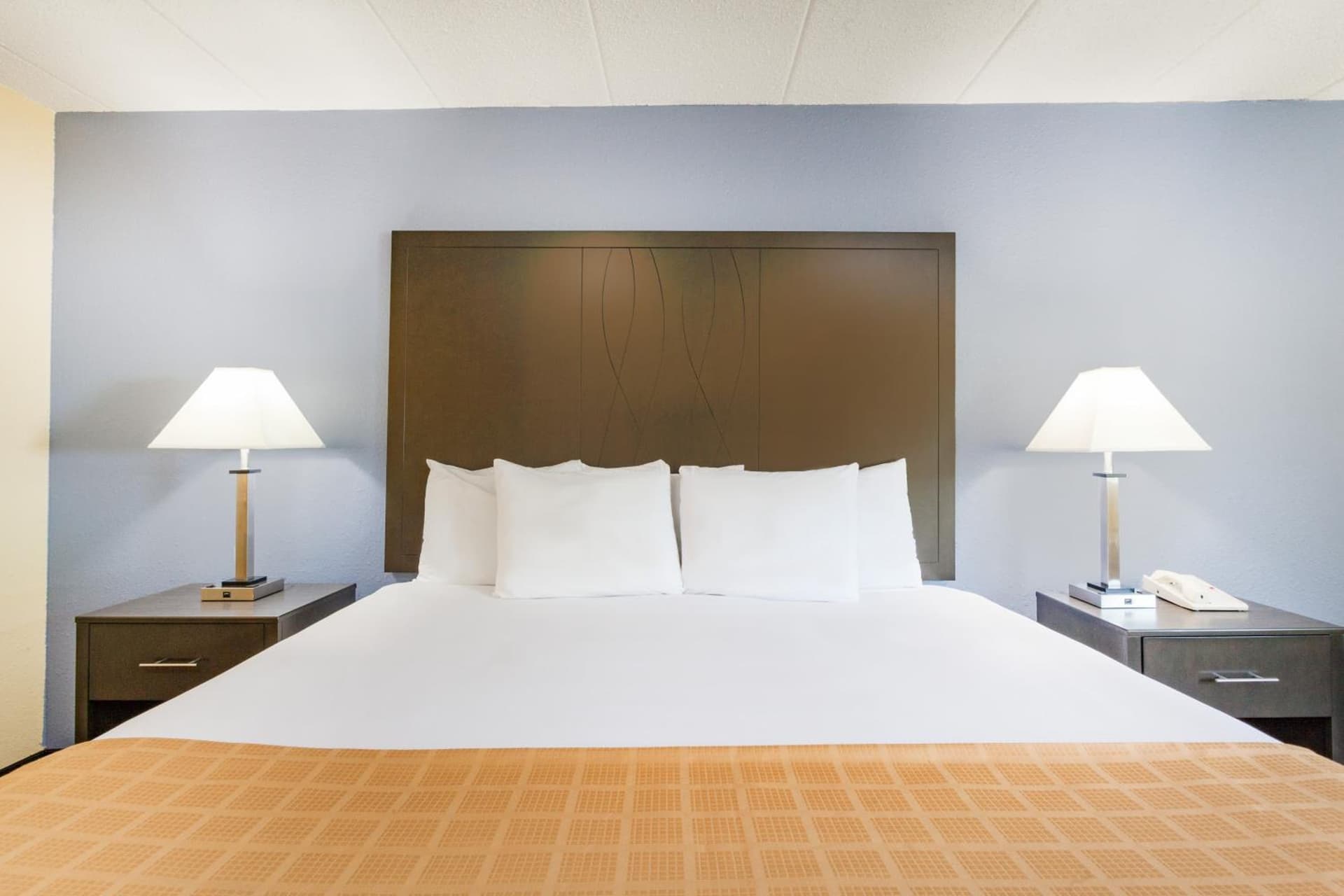 Days Inn by Wyndham Wilkes Barre gallery photo in Wilkes-Barre, PA — image 29