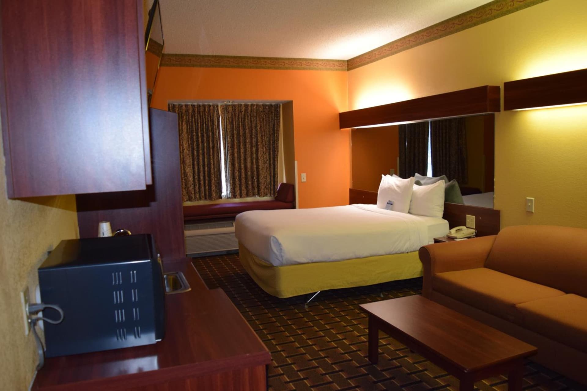 Microtel Inn & Suites by Wyndham Rock Hill/Charlotte Area gallery photo in Rock Hill, SC — image 44