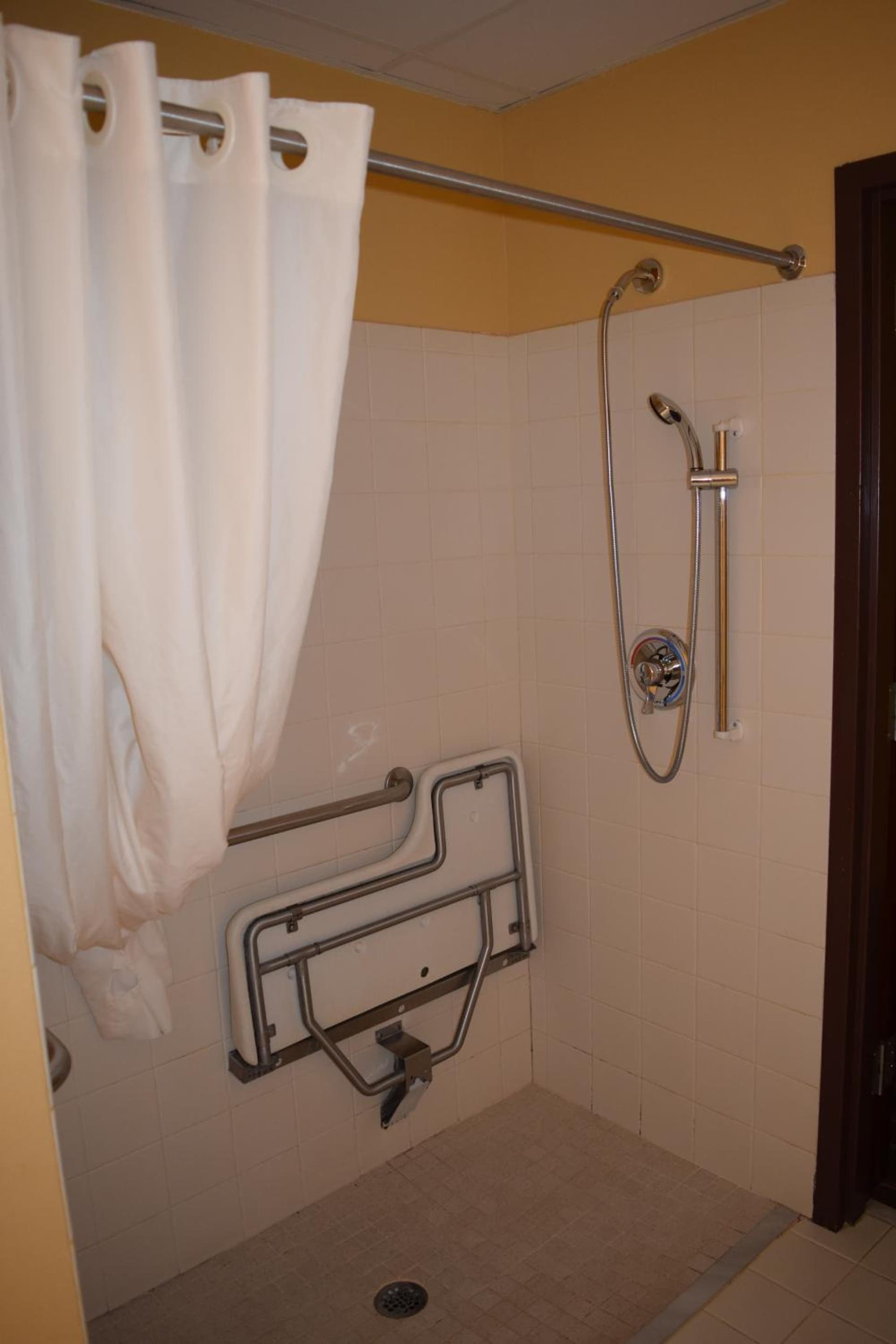 Microtel Inn & Suites by Wyndham Rock Hill/Charlotte Area gallery photo in Rock Hill, SC — image 41