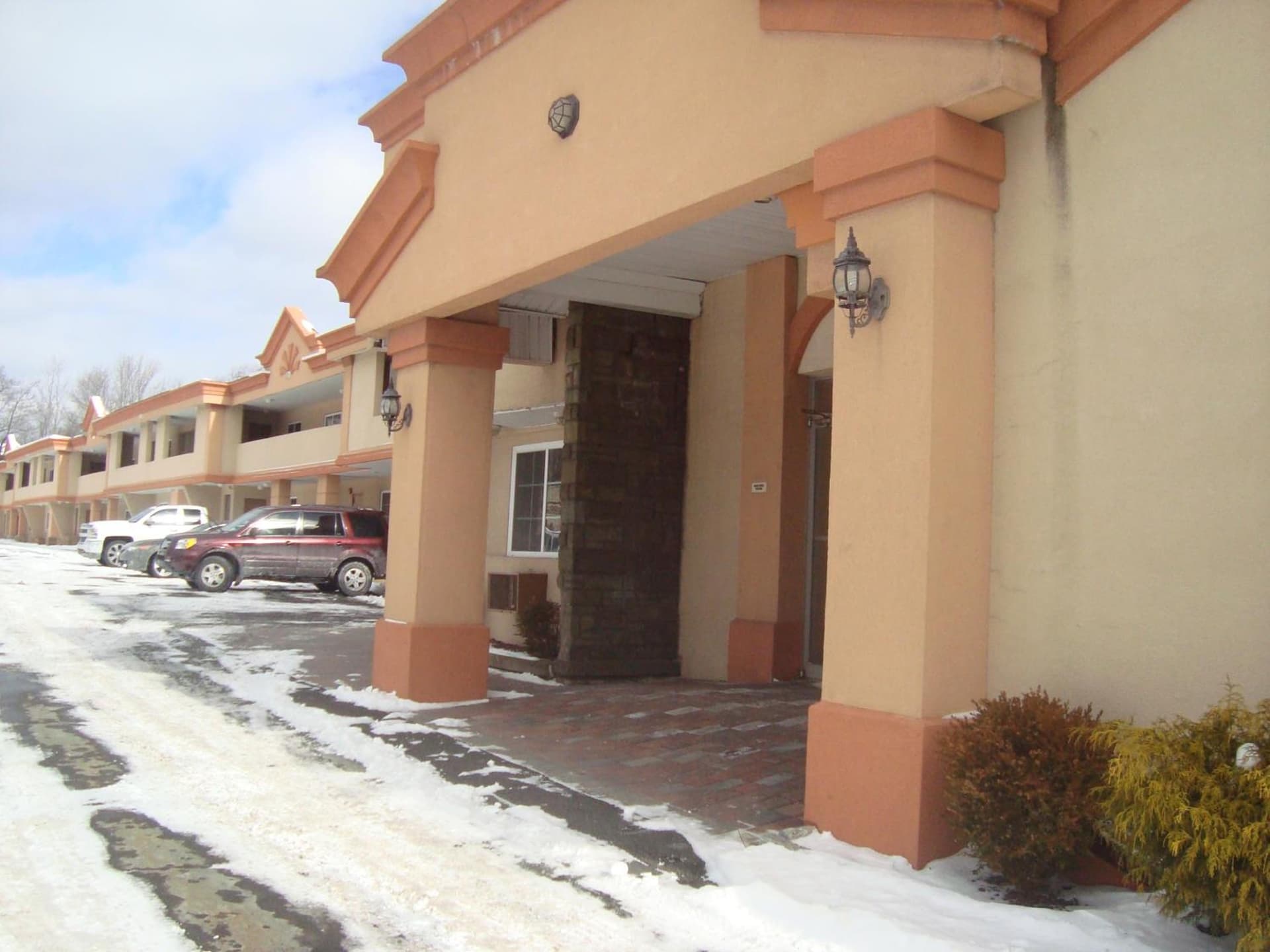 Inn at Monticello featured exterior or lobby in Monticello, NY — similar hotel
