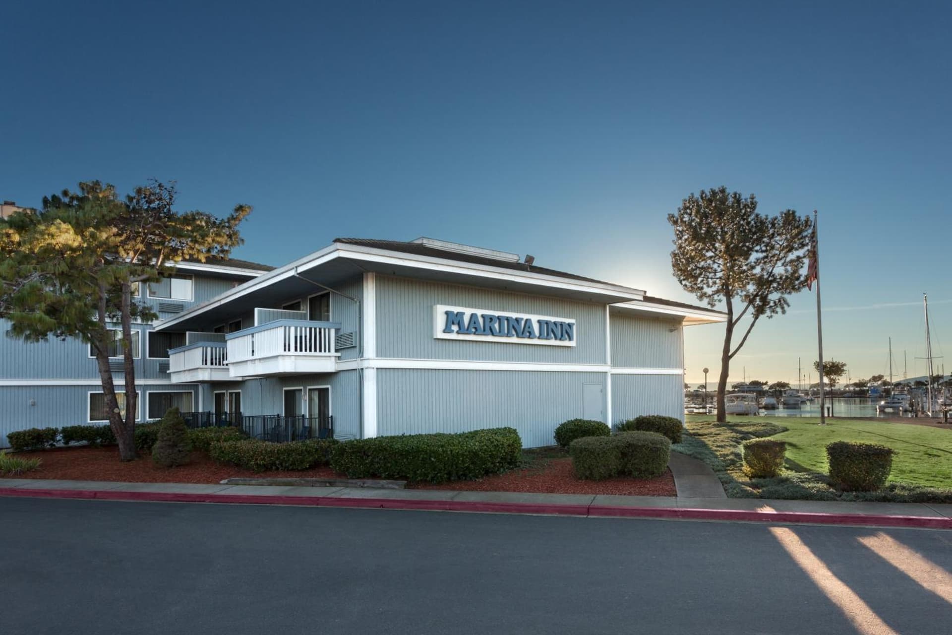 The Marina Inn on San Francisco Bay gallery photo in San Leandro, CA — image 13