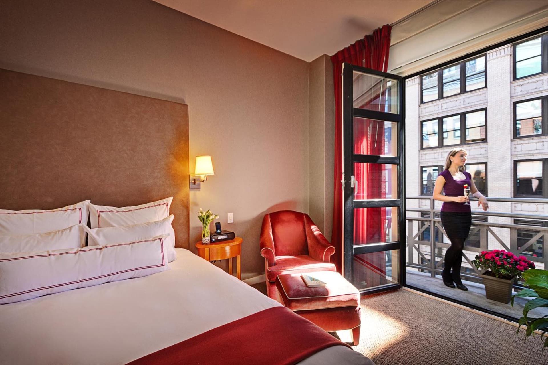 Hotel Giraffe by Library Hotel Collection gallery photo in New York, NY — image 4