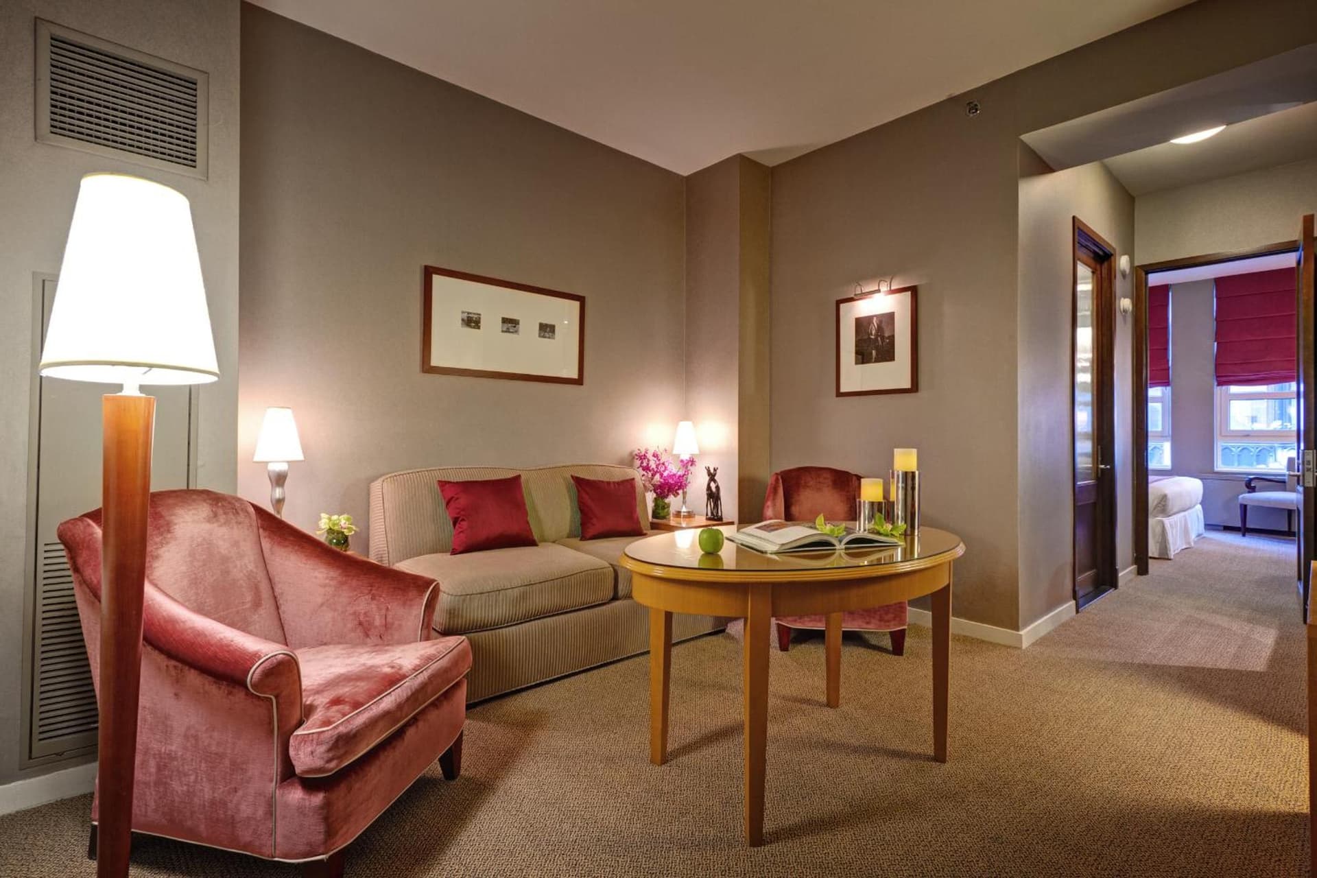Hotel Giraffe by Library Hotel Collection gallery photo in New York, NY — image 29