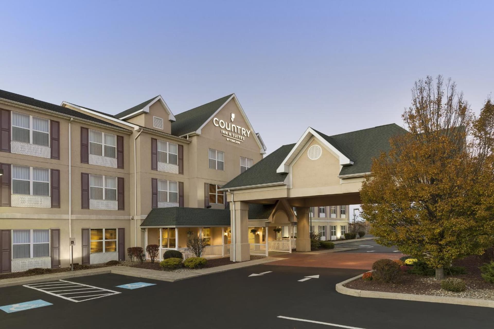 Country Inn & Suites by Radisson, Frackville (Pottsville), PA gallery photo in Mount Pleasant, PA — image 31