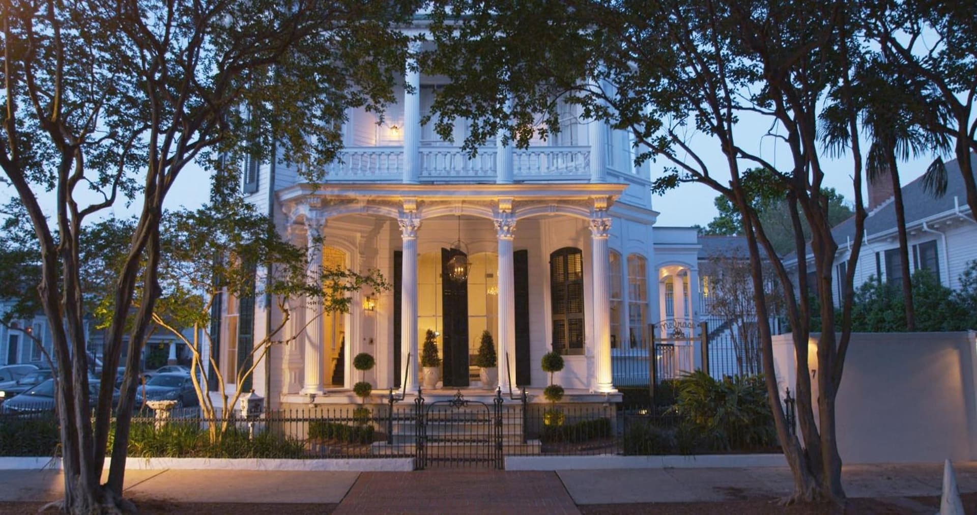 Melrose Mansion property views in New Orleans, LA — gallery photo 3