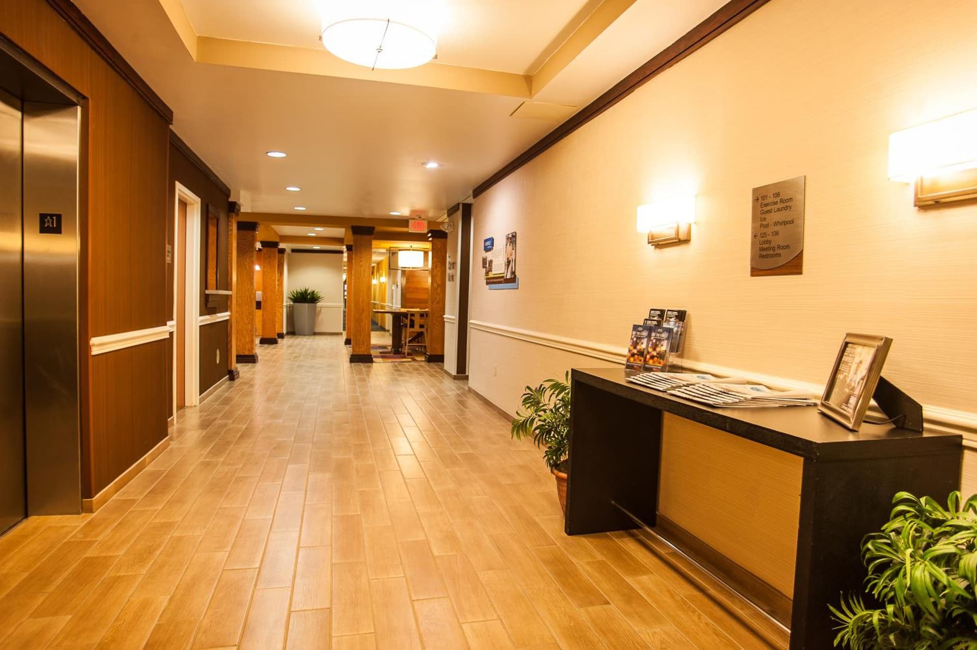 Comfort Inn & Suites Akron South gallery photo in Akron, OH — image 7