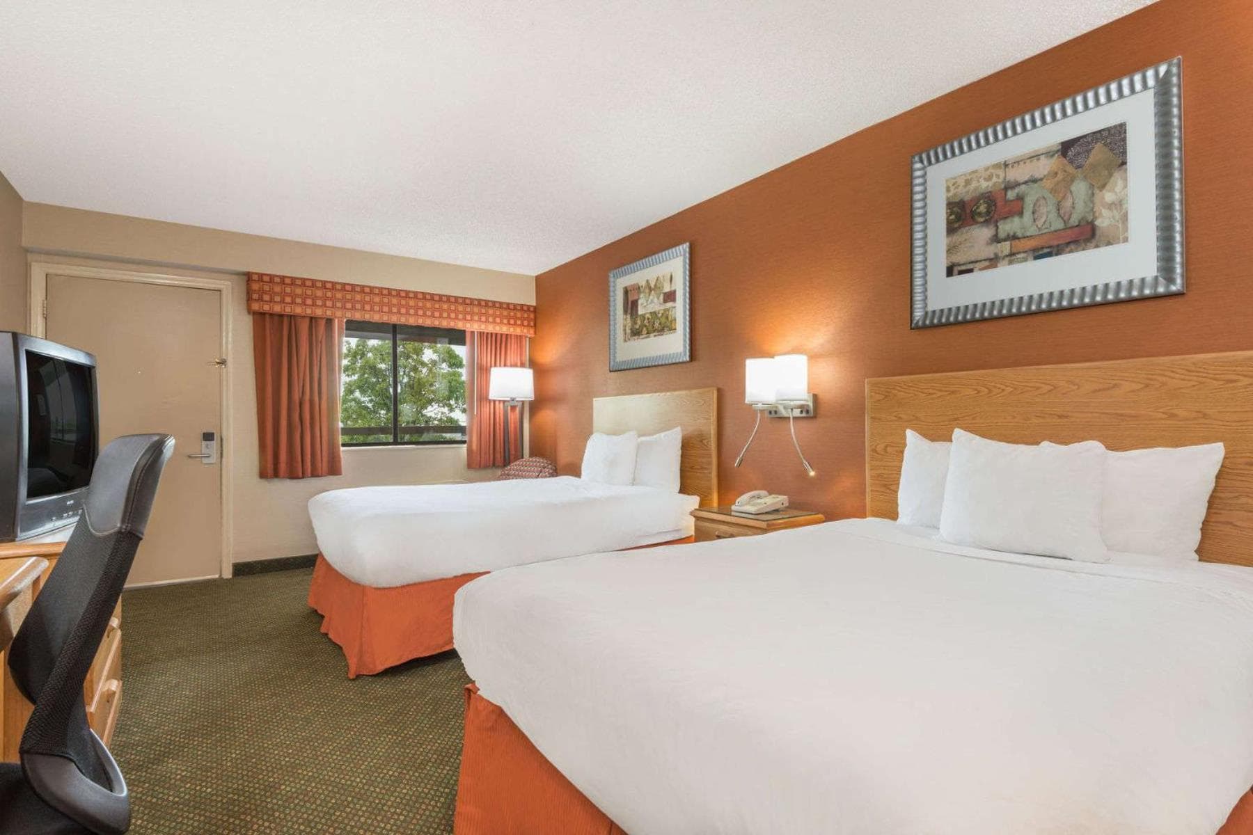 Days Inn by Wyndham Columbus Fairgrounds gallery photo in Columbus, OH — image 15