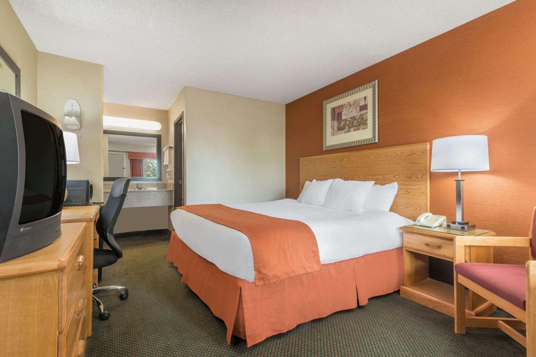 Days Inn by Wyndham Columbus Fairgrounds gallery photo in Columbus, OH — image 12