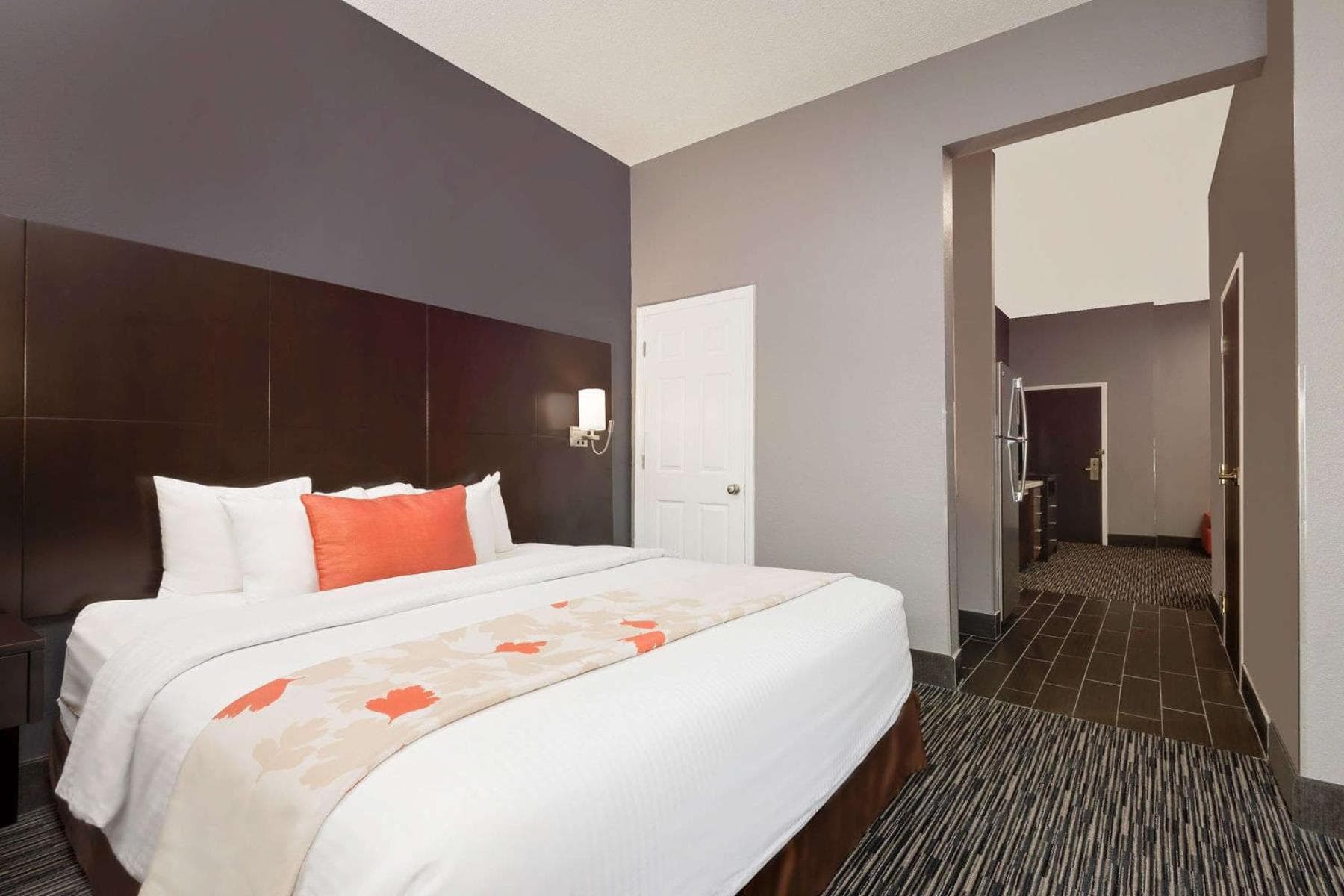 Hawthorn Extended Stay by Wyndham Columbus West property views in Columbus, OH — gallery photo 3