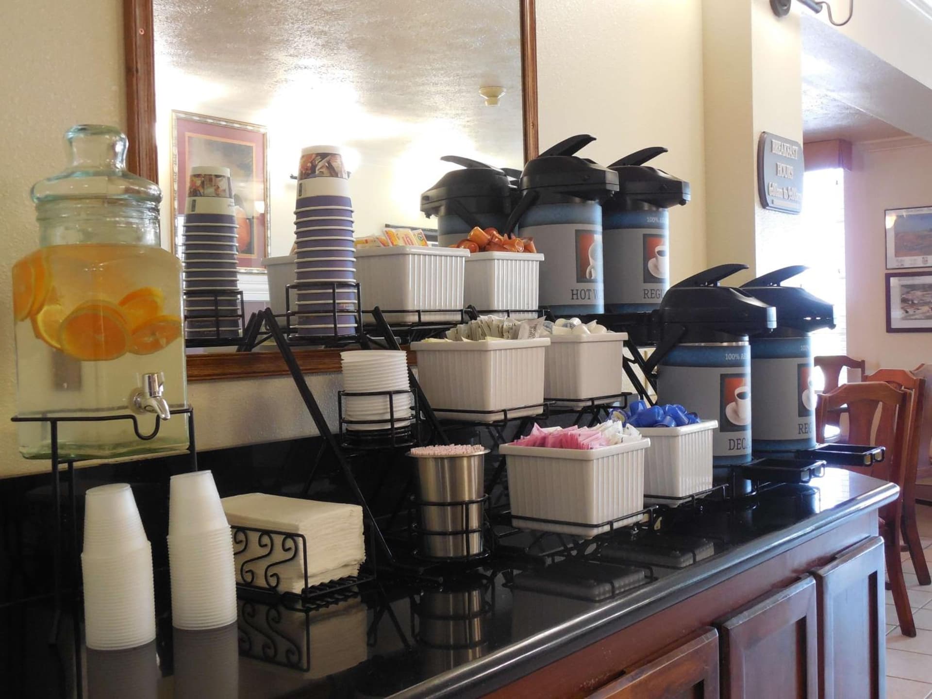 Best Western John Jay Inn property views in Calexico, CA — gallery photo 3