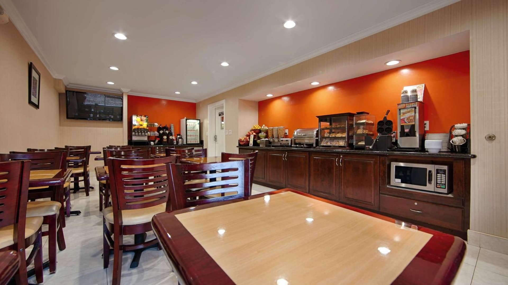 Best Western Pasadena Inn gallery photo in Pasadena, CA — image 12