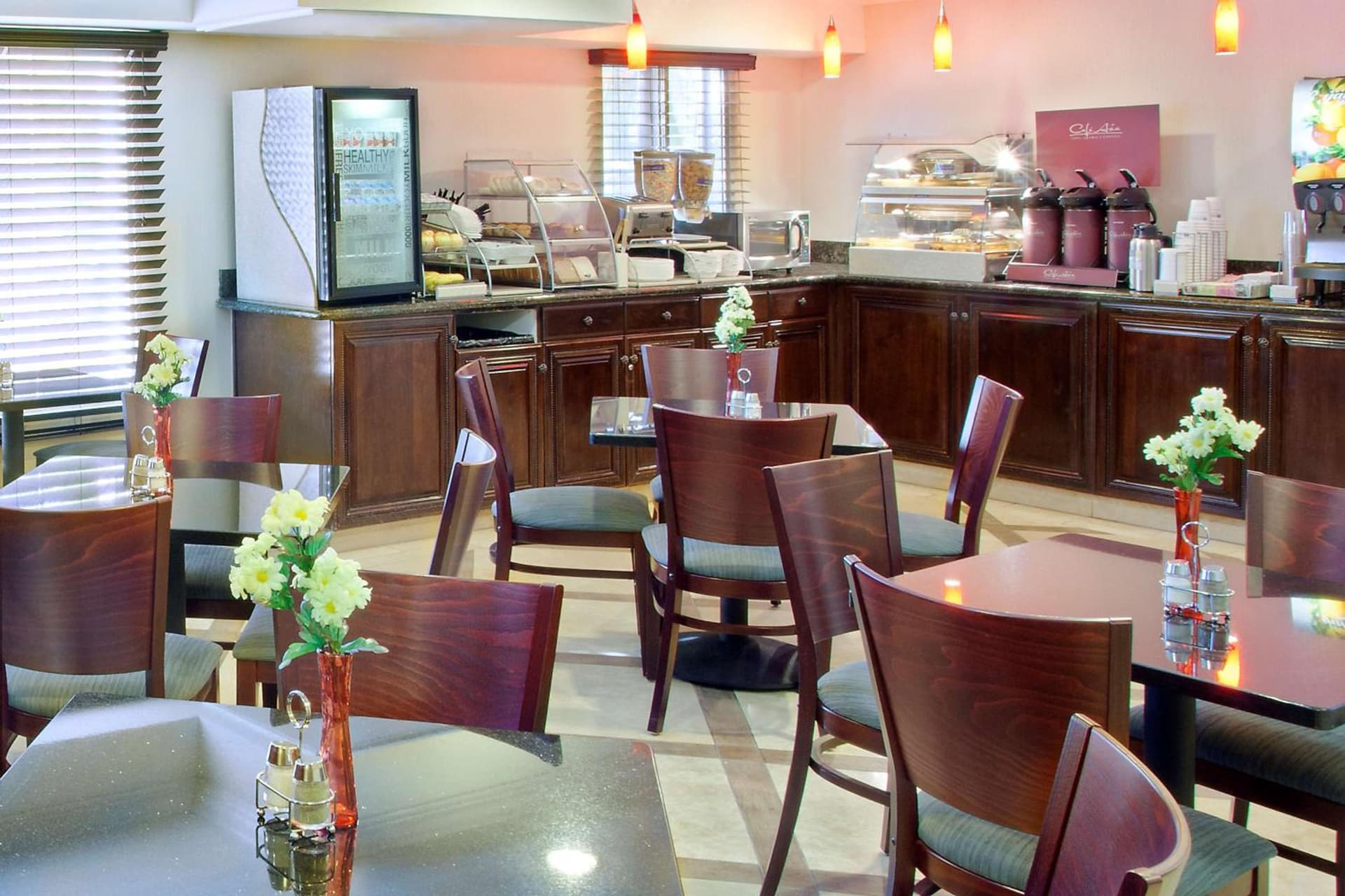Best Western Plus Marina Shores Hotel gallery photo in Dana Point, CA — image 8