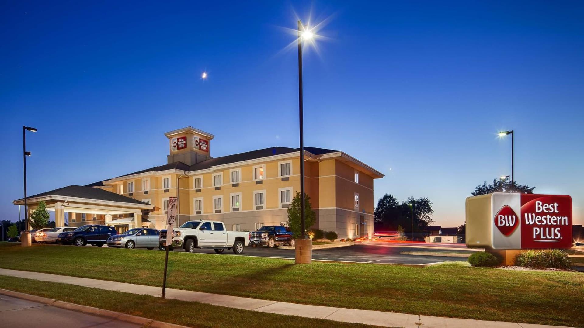 Best Western Plus Pontoon Beach gallery photo in Pontoon Beach, IL — image 16