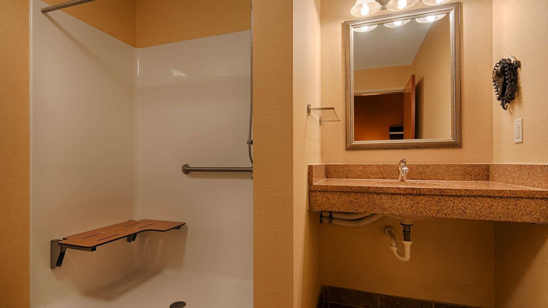 Best Western Plus Pontoon Beach gallery photo in Pontoon Beach, IL — image 6