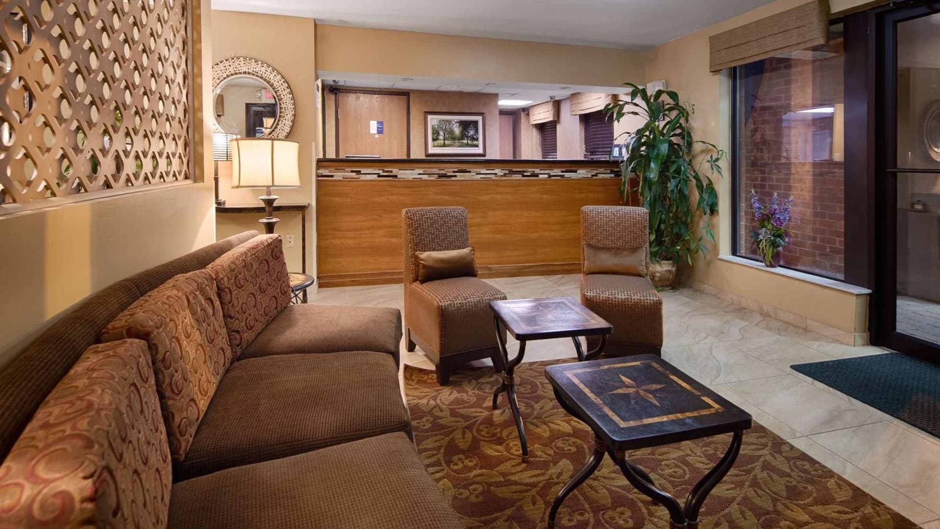 MHO INN and SUITES interior in Monmouth Junction, NJ — gallery photo 2