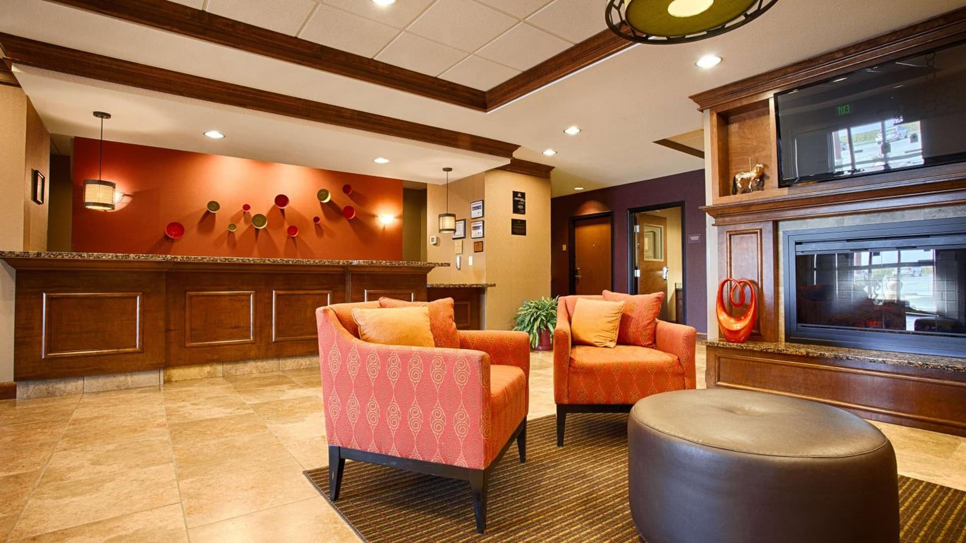 Best Western Plus Carousel Inn & Suites Burlington interior in Burlington, CO — gallery photo 2