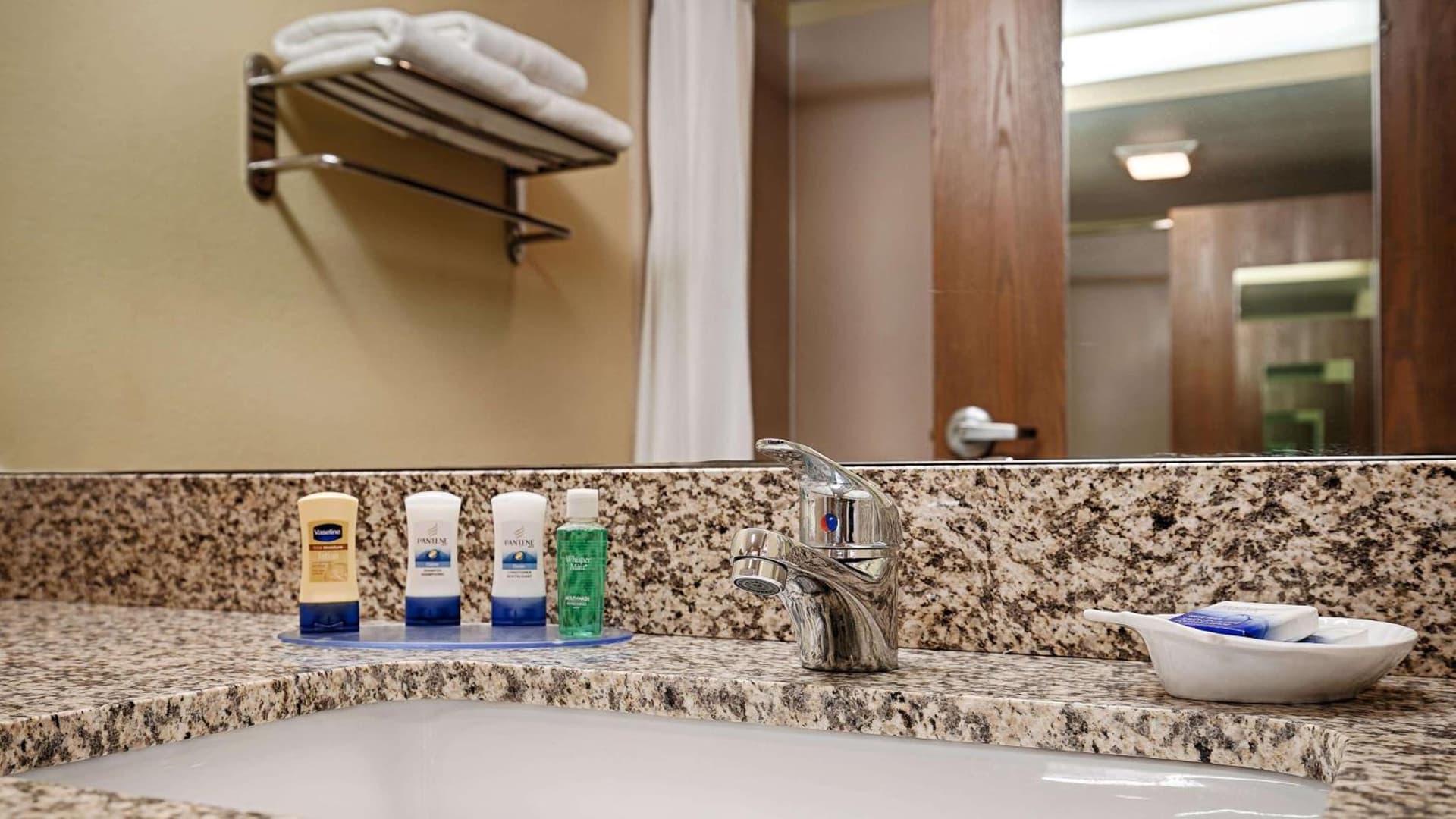 Best Western Plus Executive Hotel & Suites gallery photo in Sulphur, LA — image 8