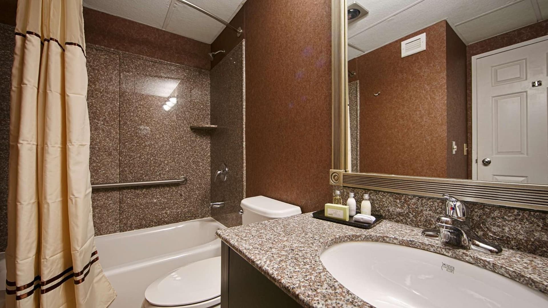 Best Western PLUS Morristown Inn-Florham Park gallery photo in Morristown, NJ — image 24