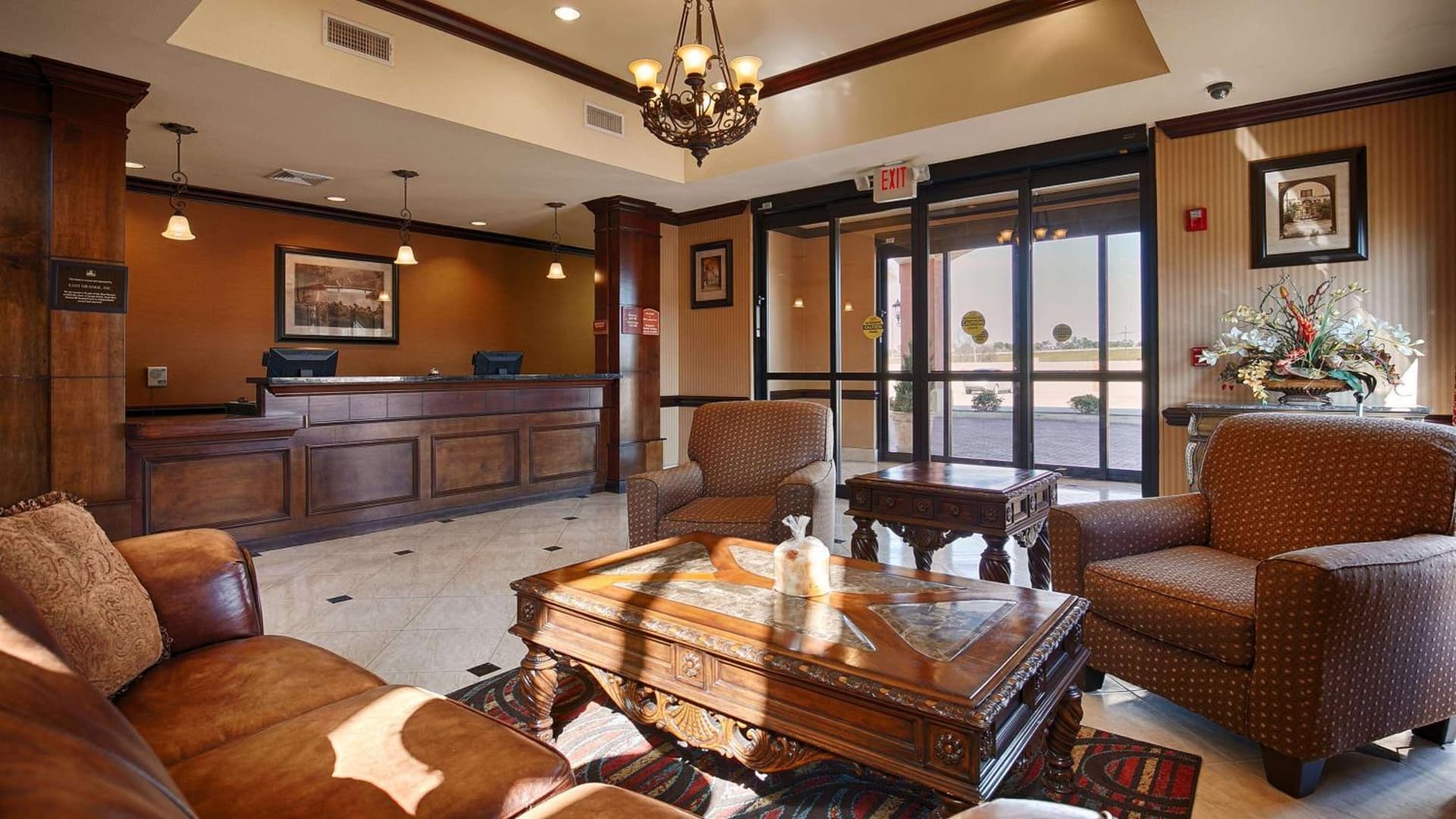 Best Western Orange Inn & Suites property views in Orange, TX — gallery photo 3
