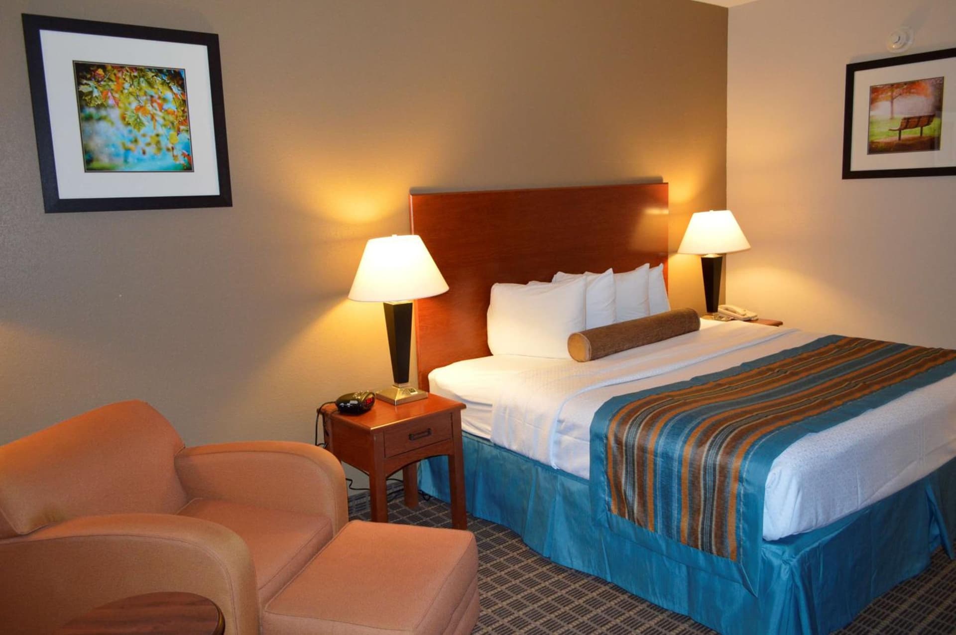 Best Western Orange Inn & Suites gallery photo in Orange, TX — image 18
