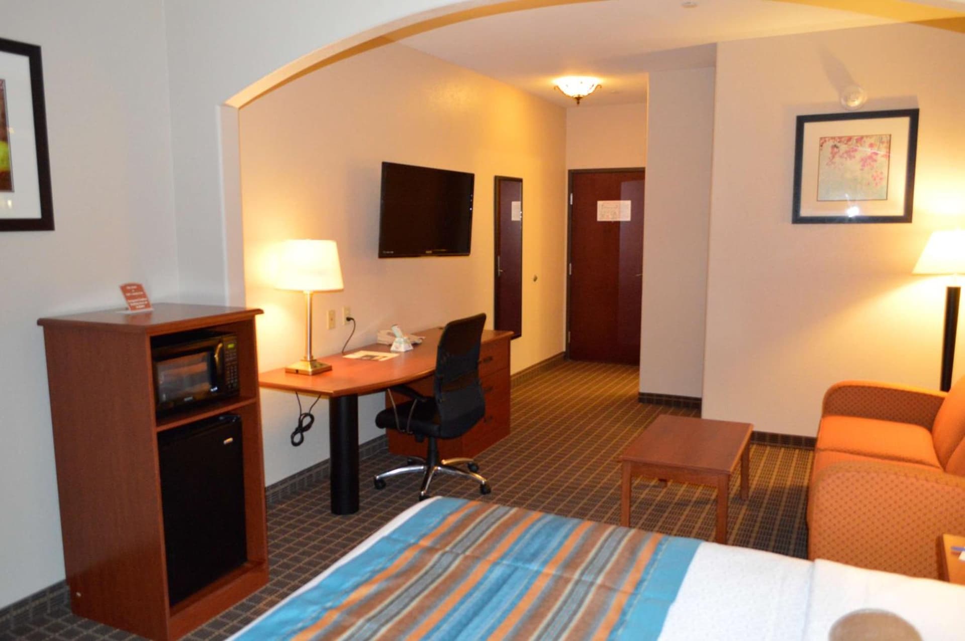 Best Western Orange Inn & Suites gallery photo in Orange, TX — image 6