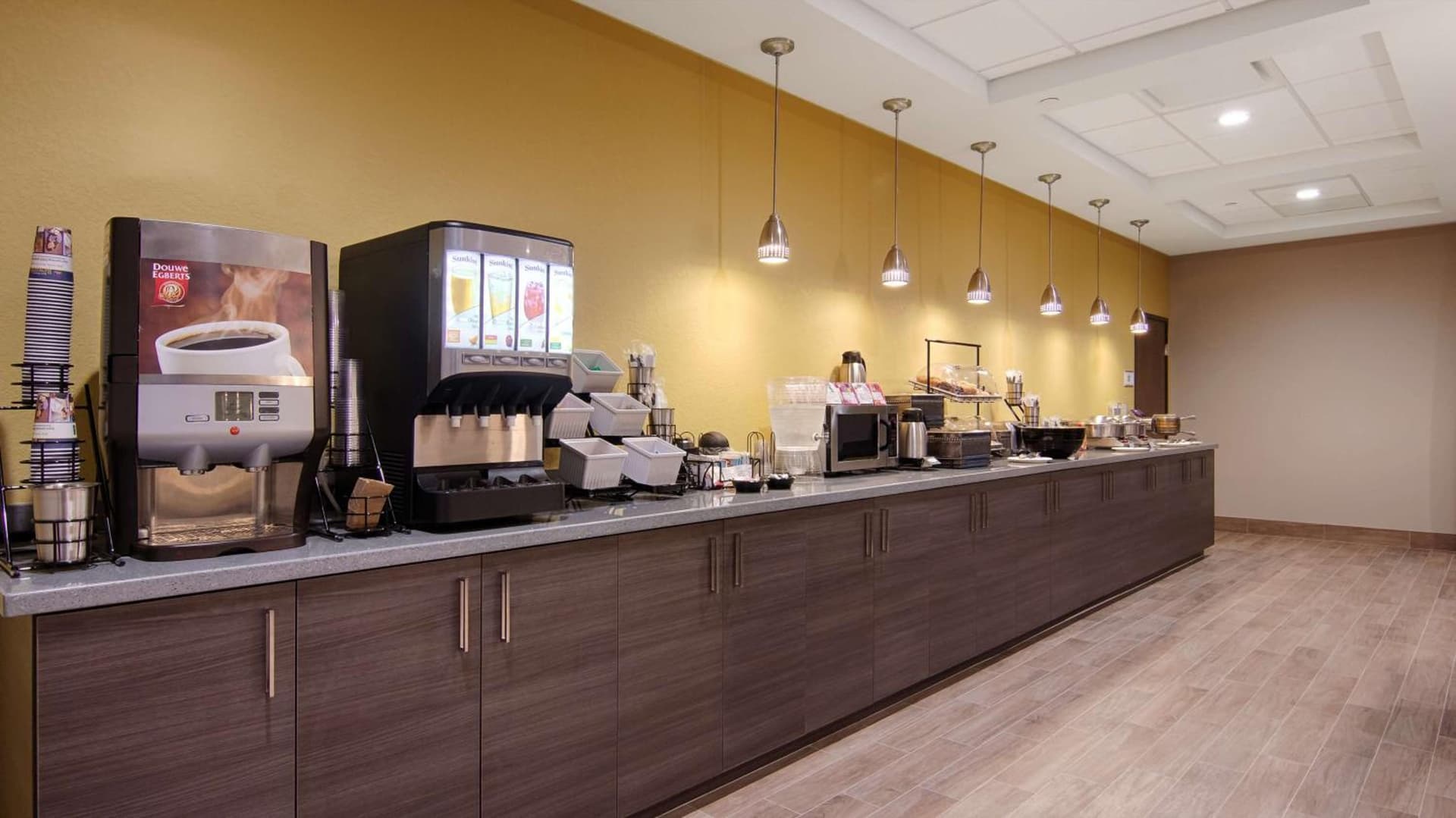Best Western Plus College Station Inn & Suites gallery photo in College Station, TX — image 6