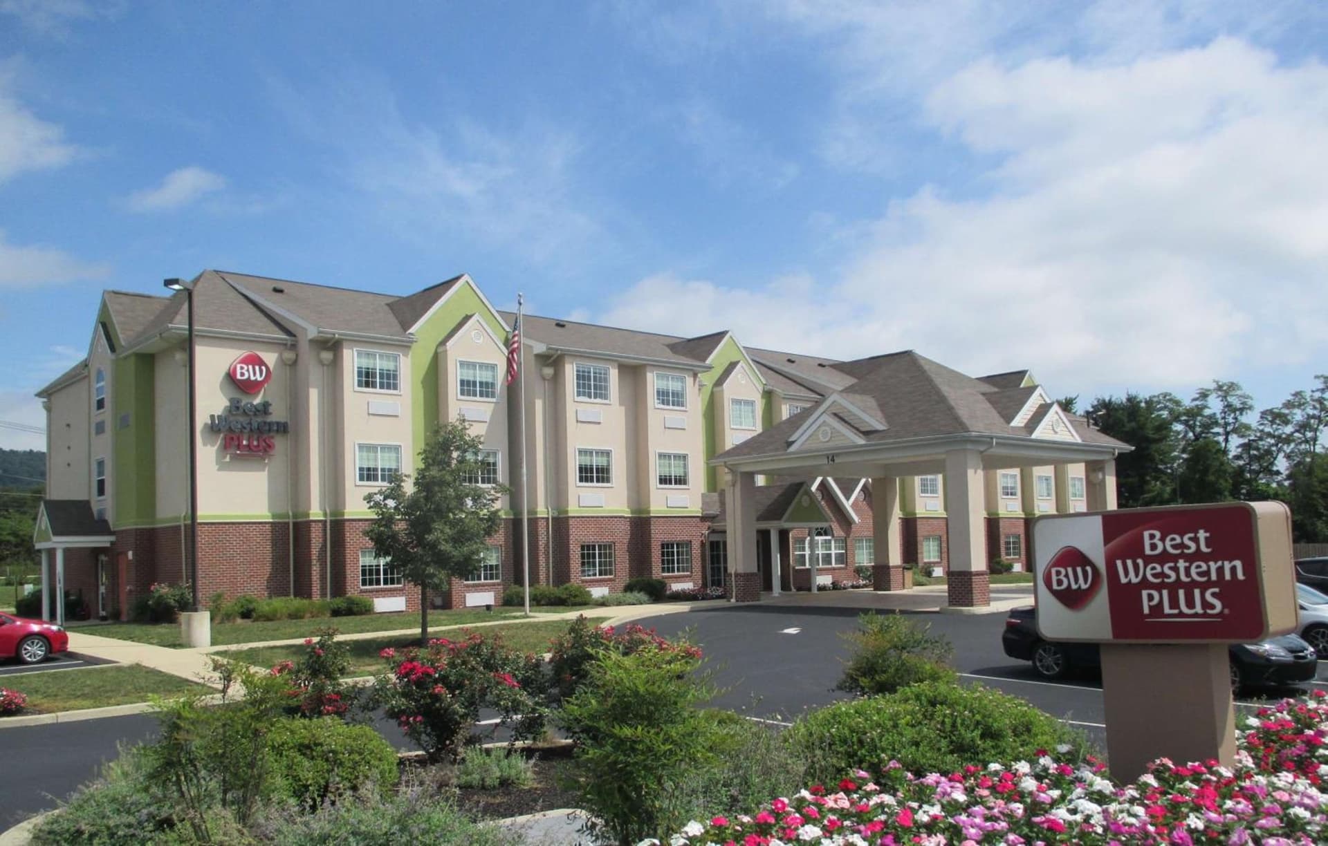 Best Western Plus Harrisburg Mechanicsburg featured exterior or lobby in Enola, PA — similar hotel