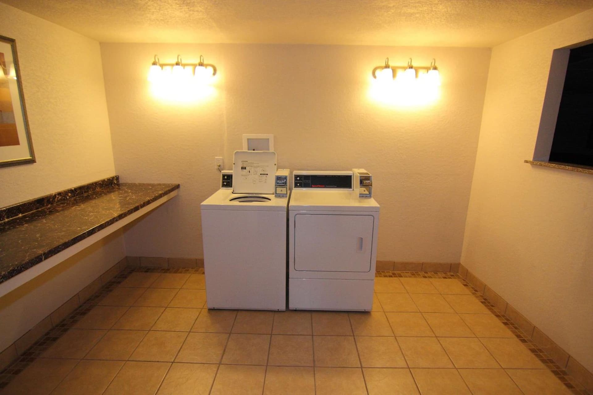 Best Western Green Bay Inn and Conference Center gallery photo in Green Bay, WI — image 43