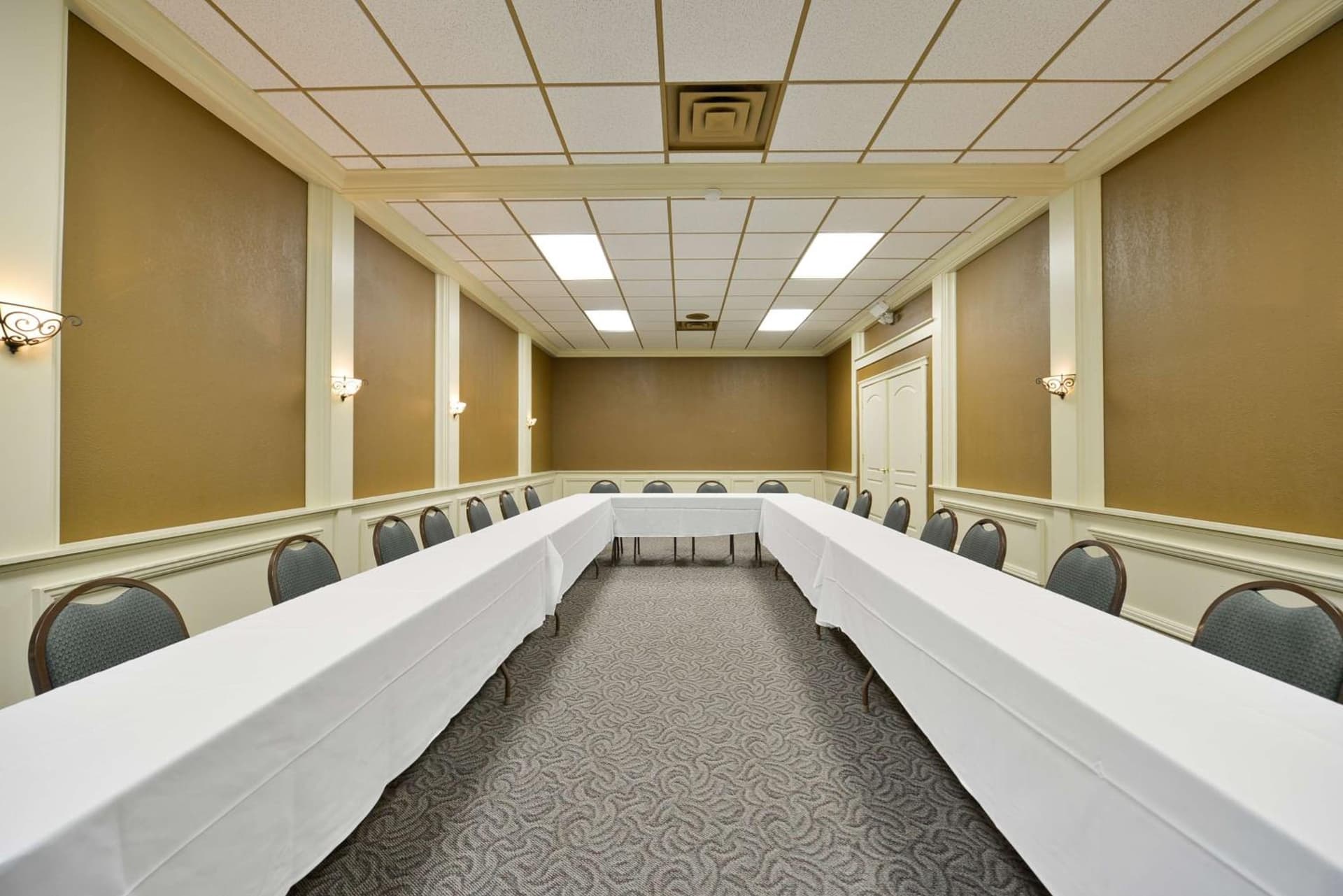 Best Western Green Bay Inn and Conference Center gallery photo in Green Bay, WI — image 32