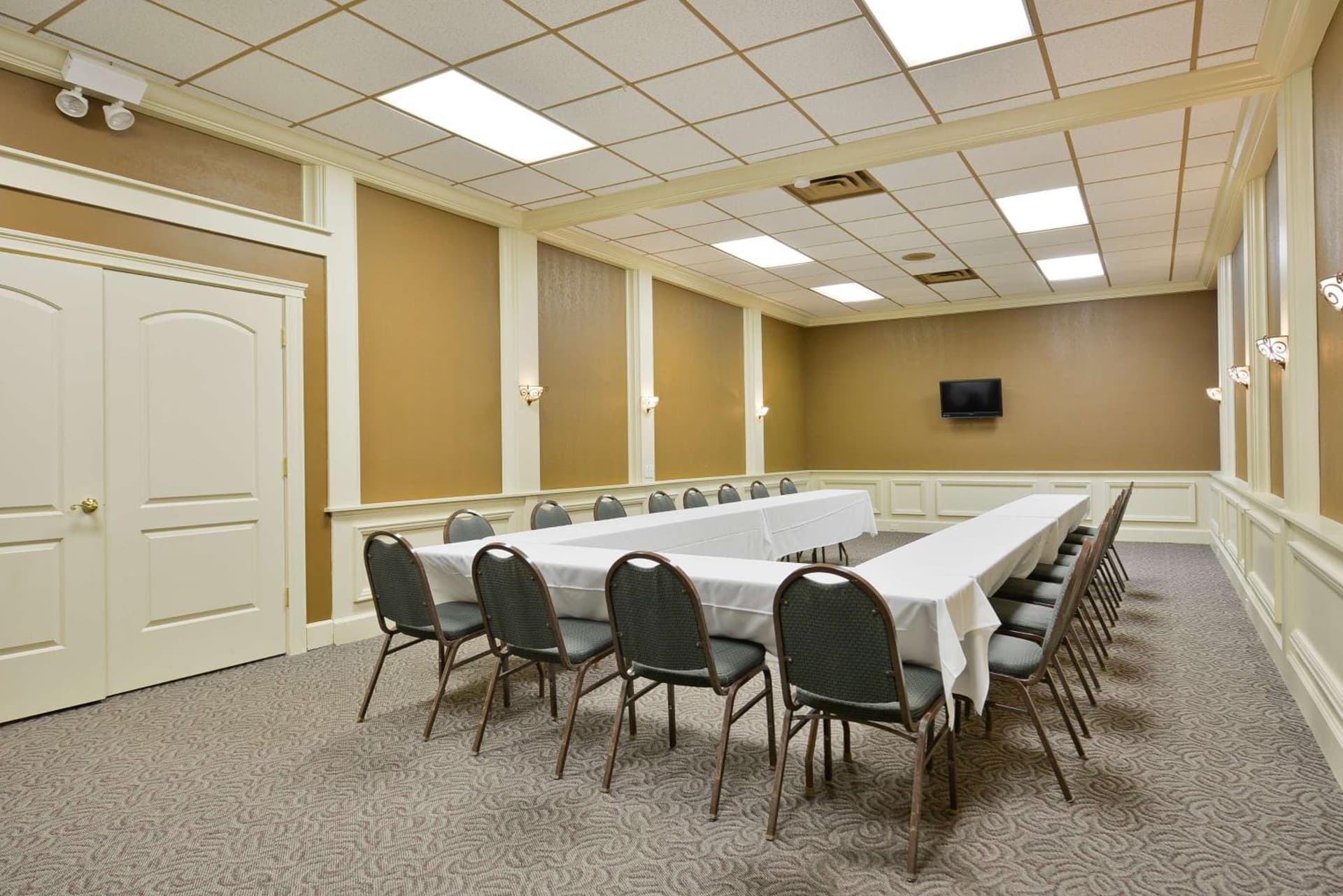 Best Western Green Bay Inn and Conference Center gallery photo in Green Bay, WI — image 17