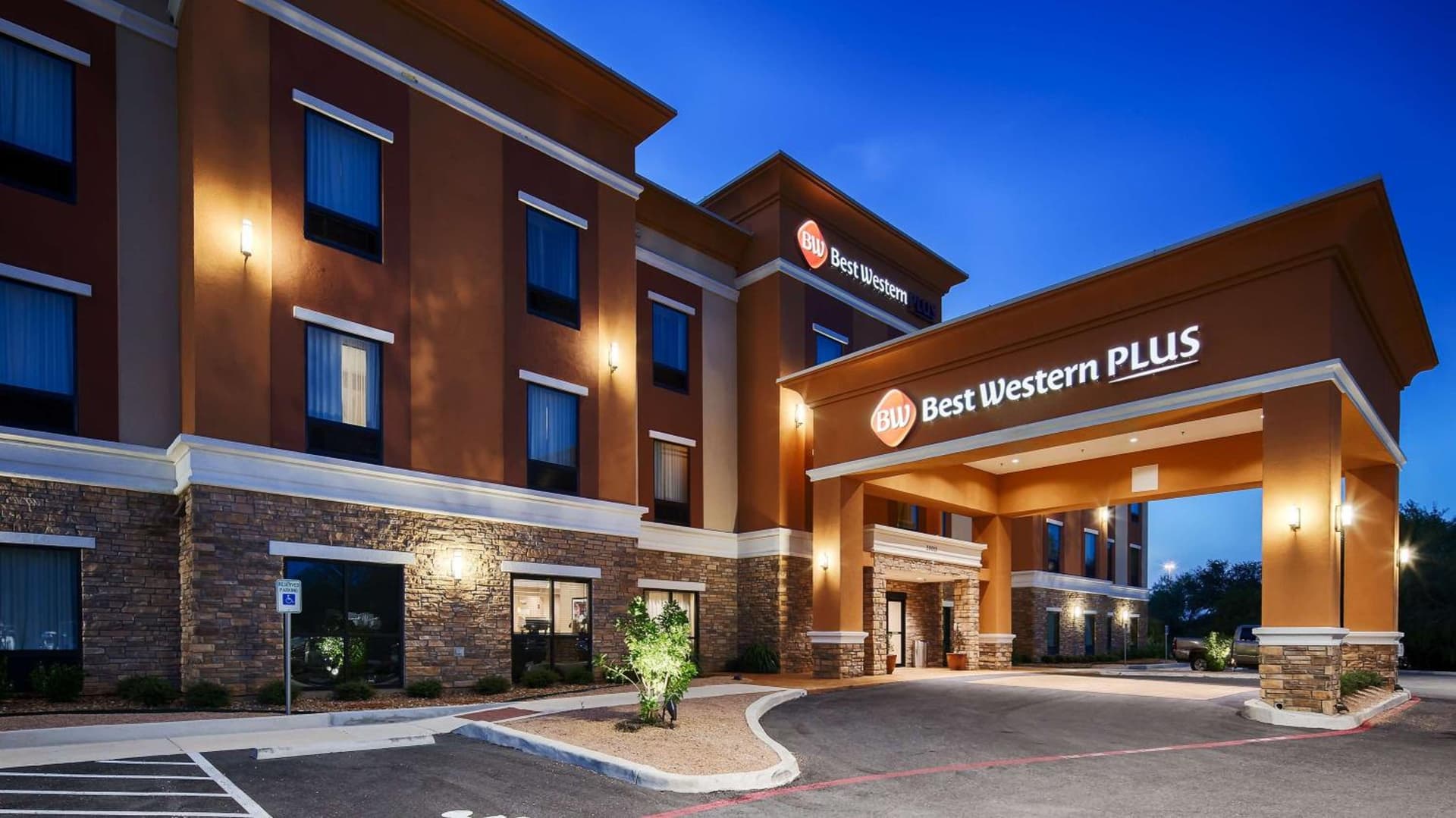 Best Western Plus Elmendorf Hotel San Antonio Hotel featured exterior or lobby in Elmendorf, TX — similar hotel
