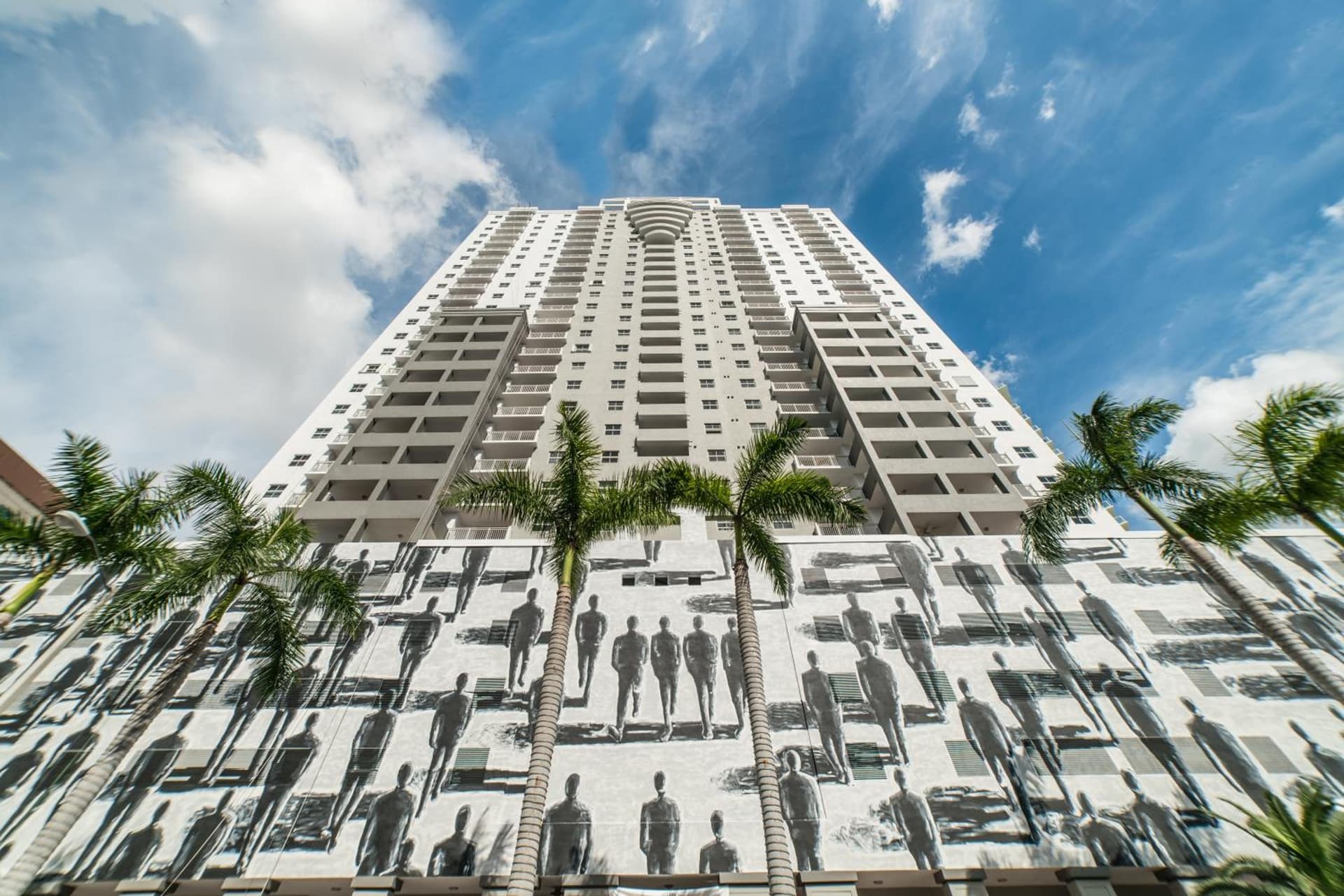 Fortune House Hotel Suites interior in Miami, FL — gallery photo 2