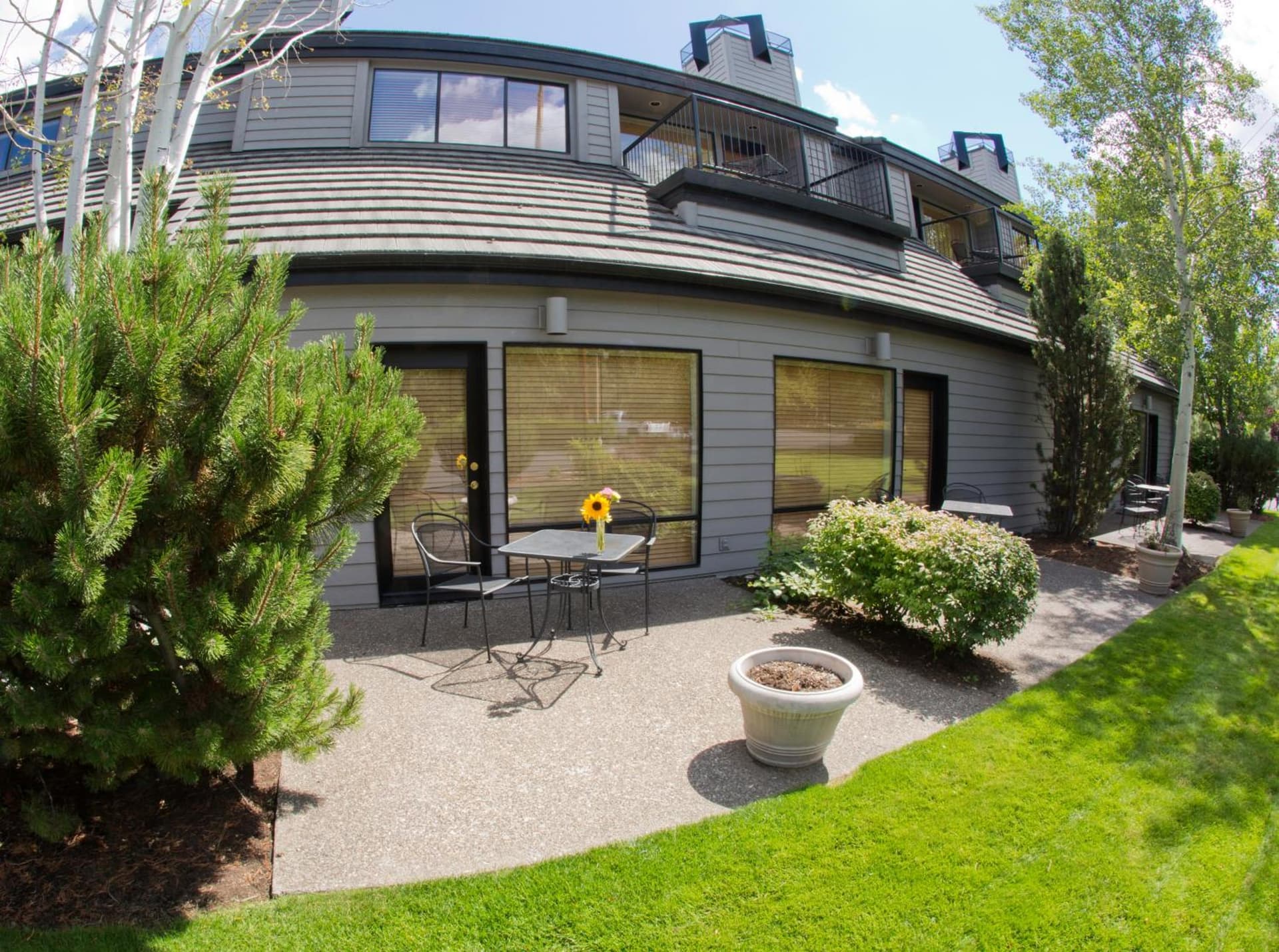 Pine Ridge Inn gallery photo in Bend, OR — image 17