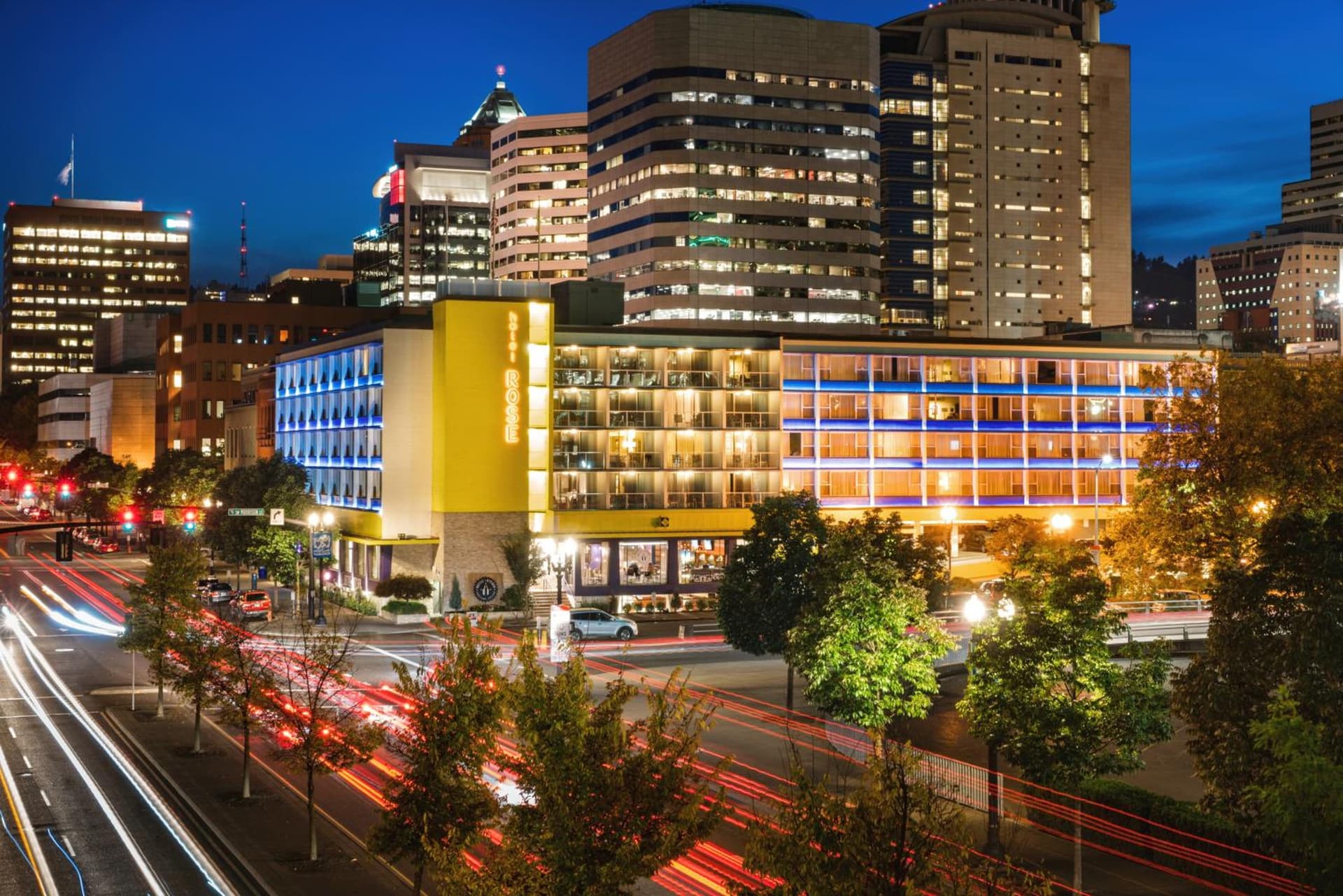 Staypineapple, Hotel Rose, Downtown Portland — hotel in Portland, Oregon