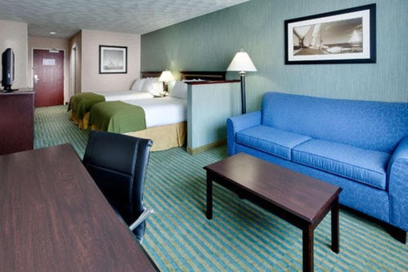 Holiday Inn Express & Suites Smithfield - Providence by IHG property views in Smithfield, RI — gallery photo 3