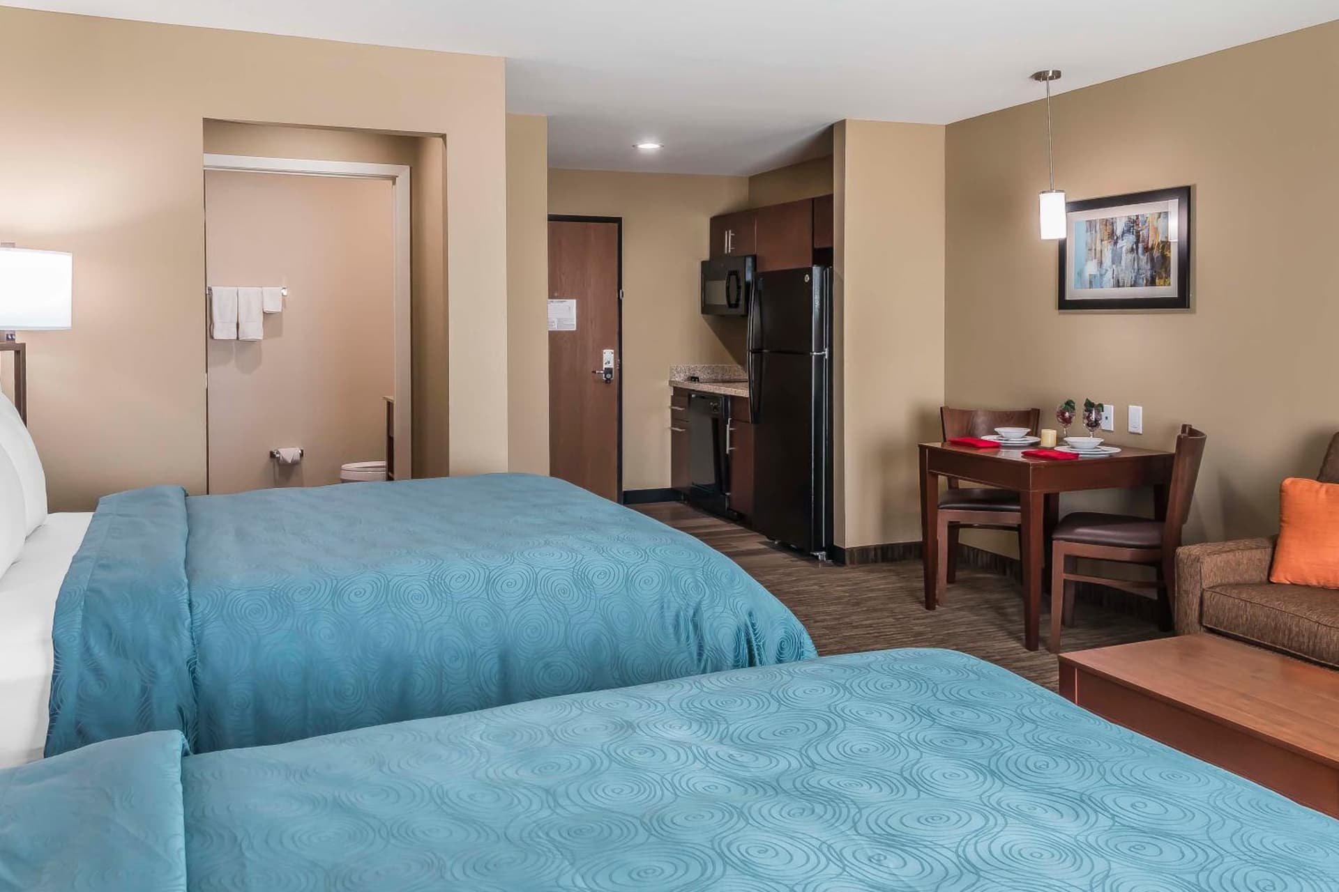 MainStay Suites Edinburg South gallery photo in Edinburg, TX — image 70
