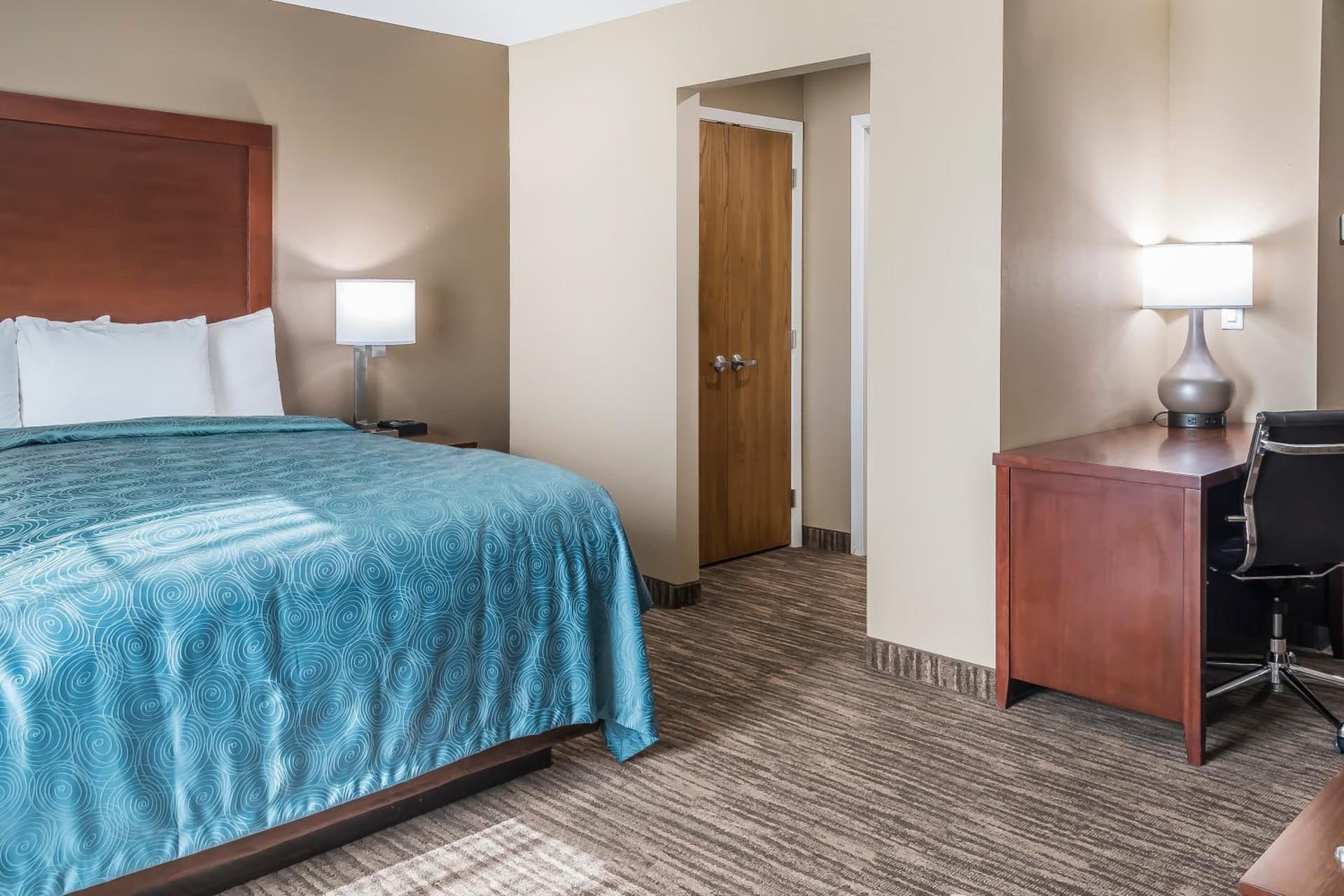 MainStay Suites Edinburg South gallery photo in Edinburg, TX — image 40