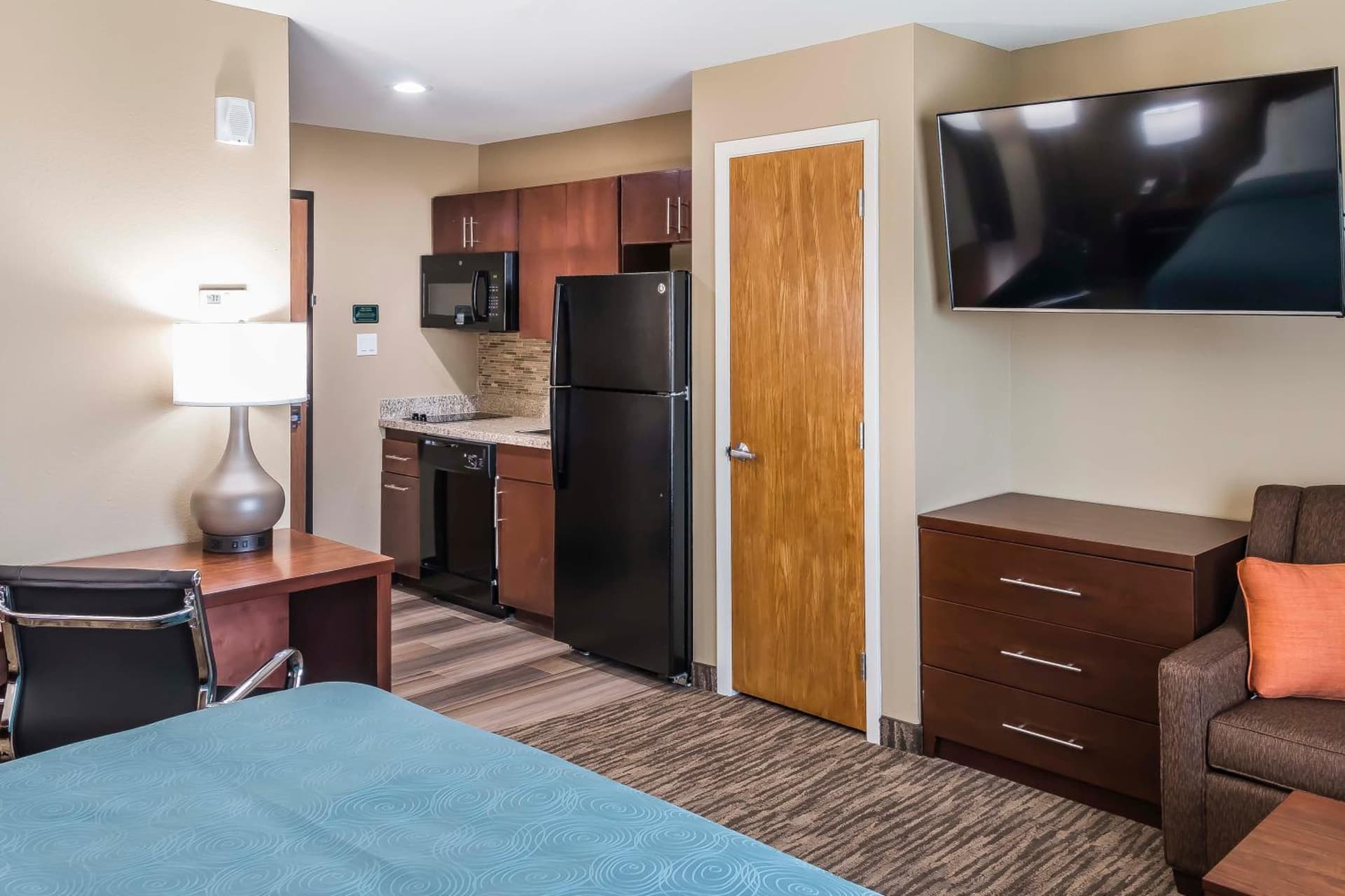MainStay Suites Edinburg South gallery photo in Edinburg, TX — image 18