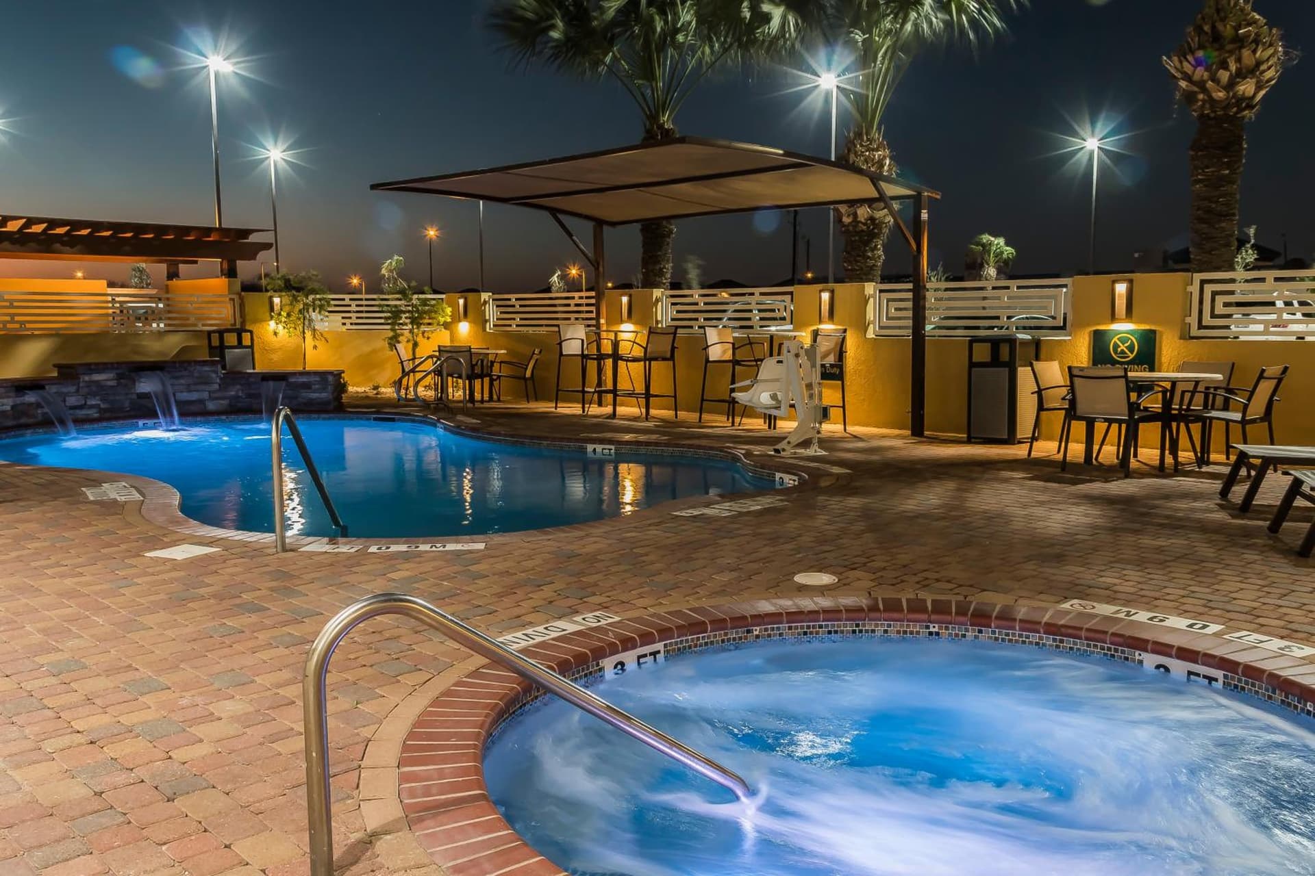 MainStay Suites Edinburg South gallery photo in Edinburg, TX — image 31