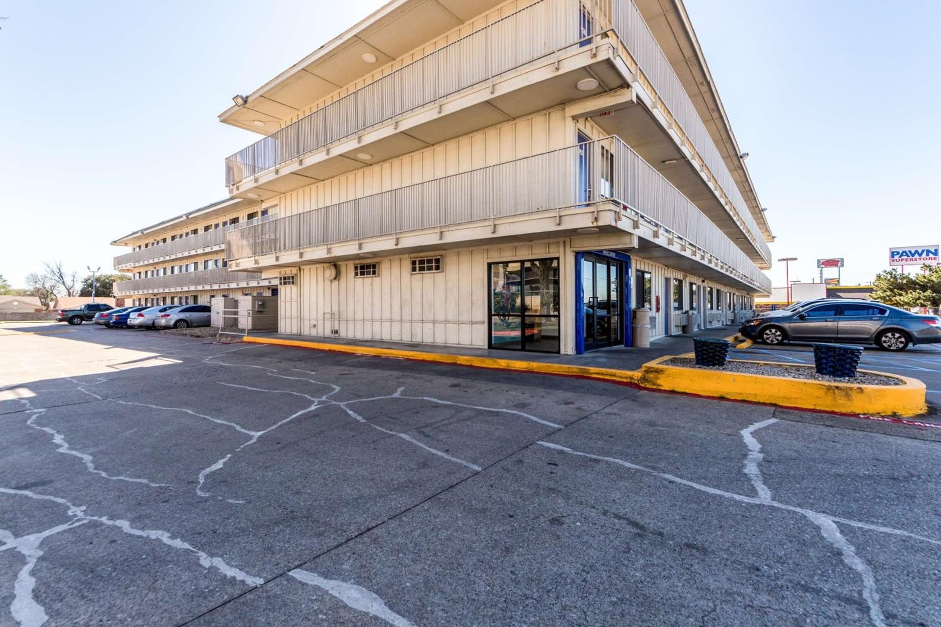 Motel 6-Garland, TX - Dallas property views in Garland, TX — gallery photo 3