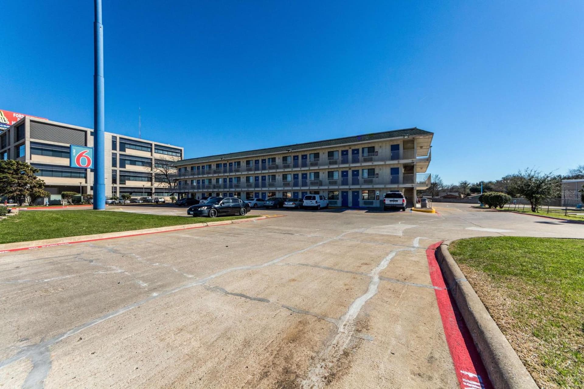 Motel 6-Garland, TX - Dallas gallery photo in Garland, TX — image 25
