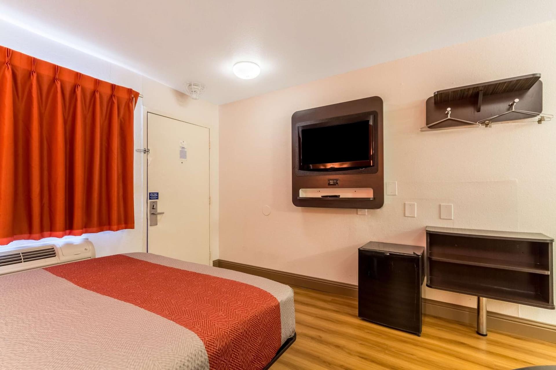 Motel 6-Garland, TX - Dallas gallery photo in Garland, TX — image 6