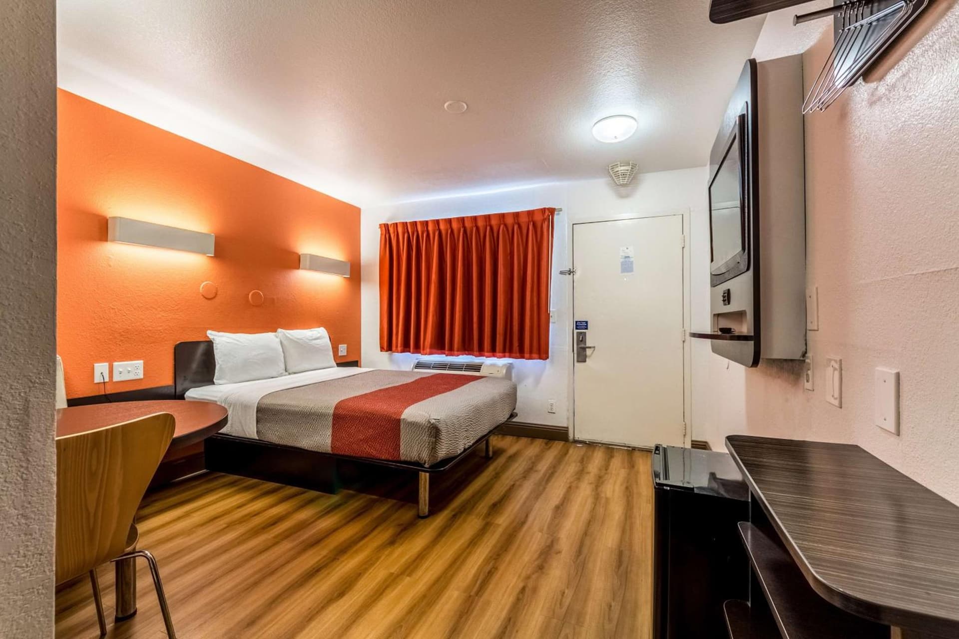 Motel 6-Garland, TX - Dallas gallery photo in Garland, TX — image 24