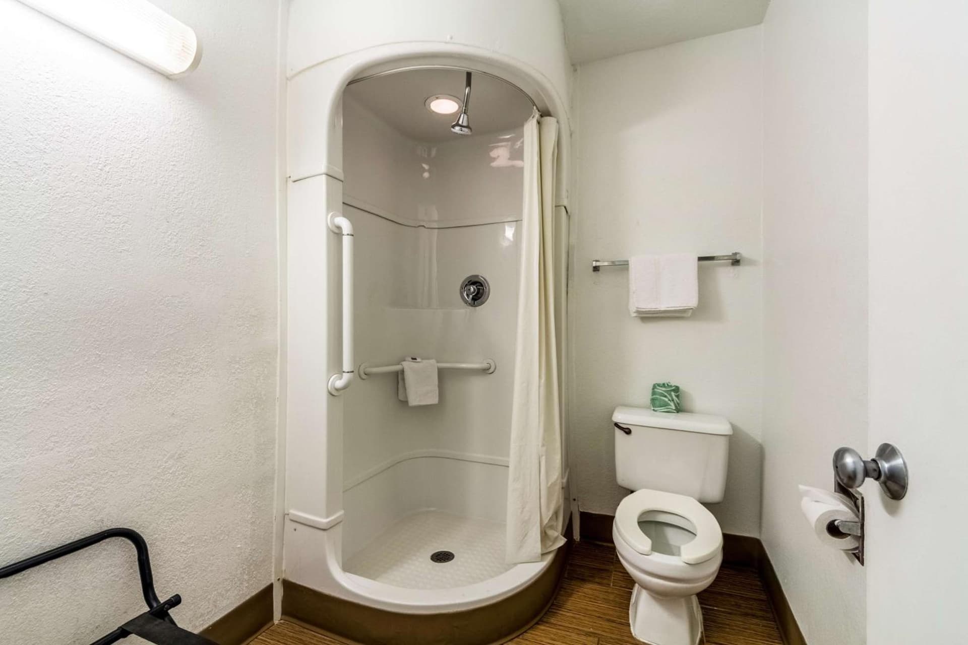 Motel 6-Garland, TX - Dallas property views in Garland, TX — gallery photo 3