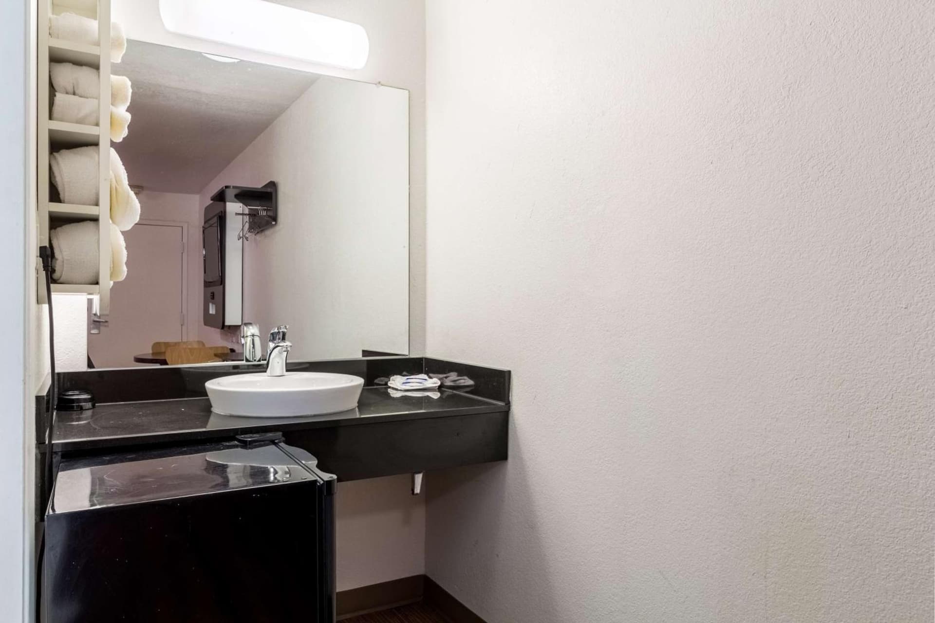 Motel 6-Garland, TX - Dallas gallery photo in Garland, TX — image 51