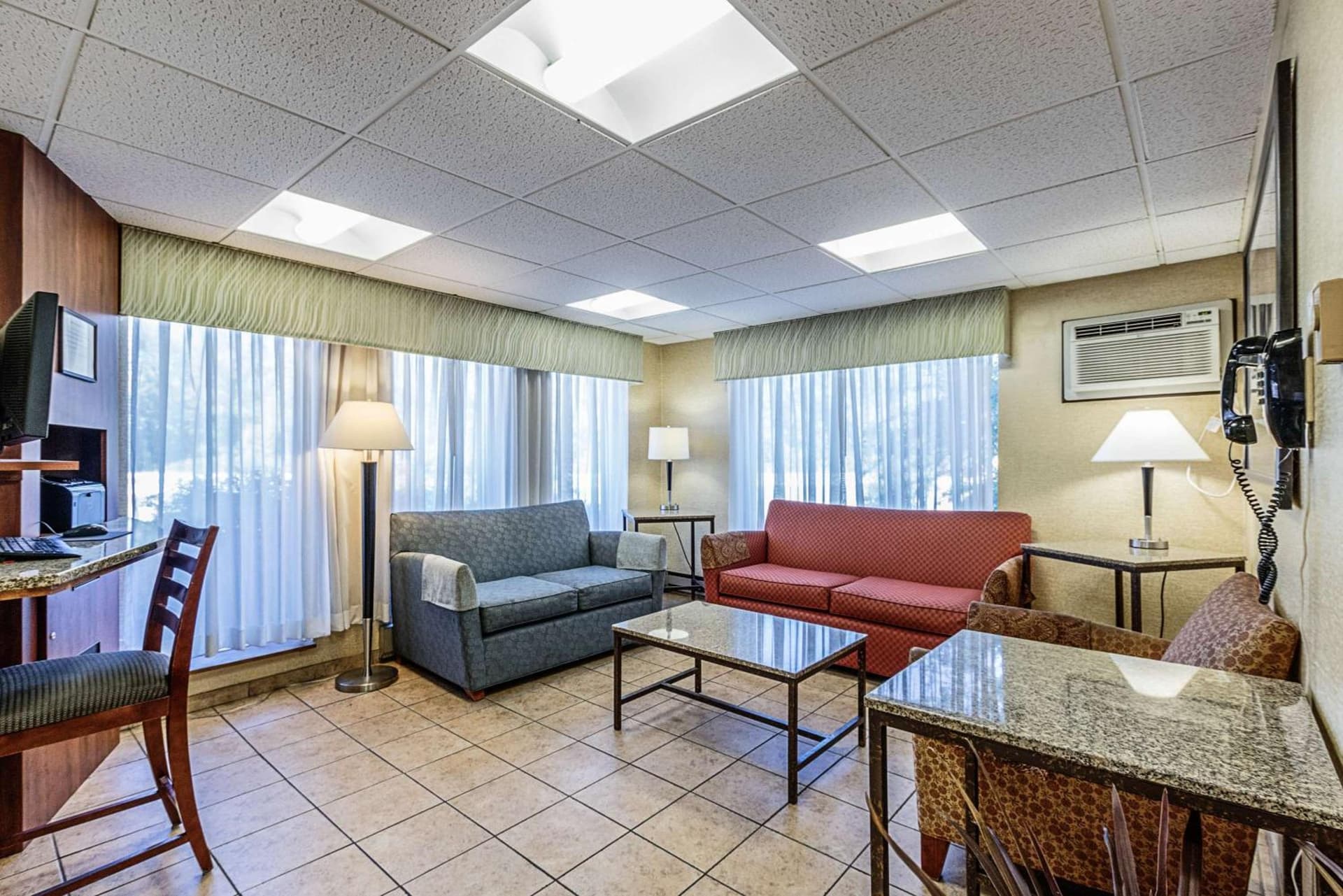 Days Inn by Wyndham La Crosse gallery photo in La Crosse, WI — image 19
