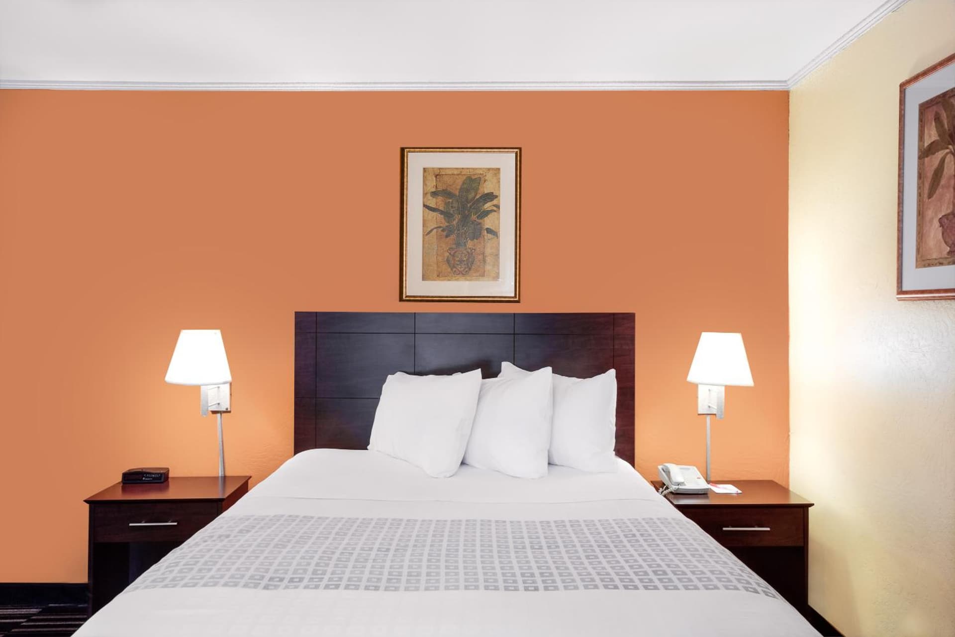 Howard Johnson by Wyndham Modesto Ceres gallery photo in Ceres, CA — image 23